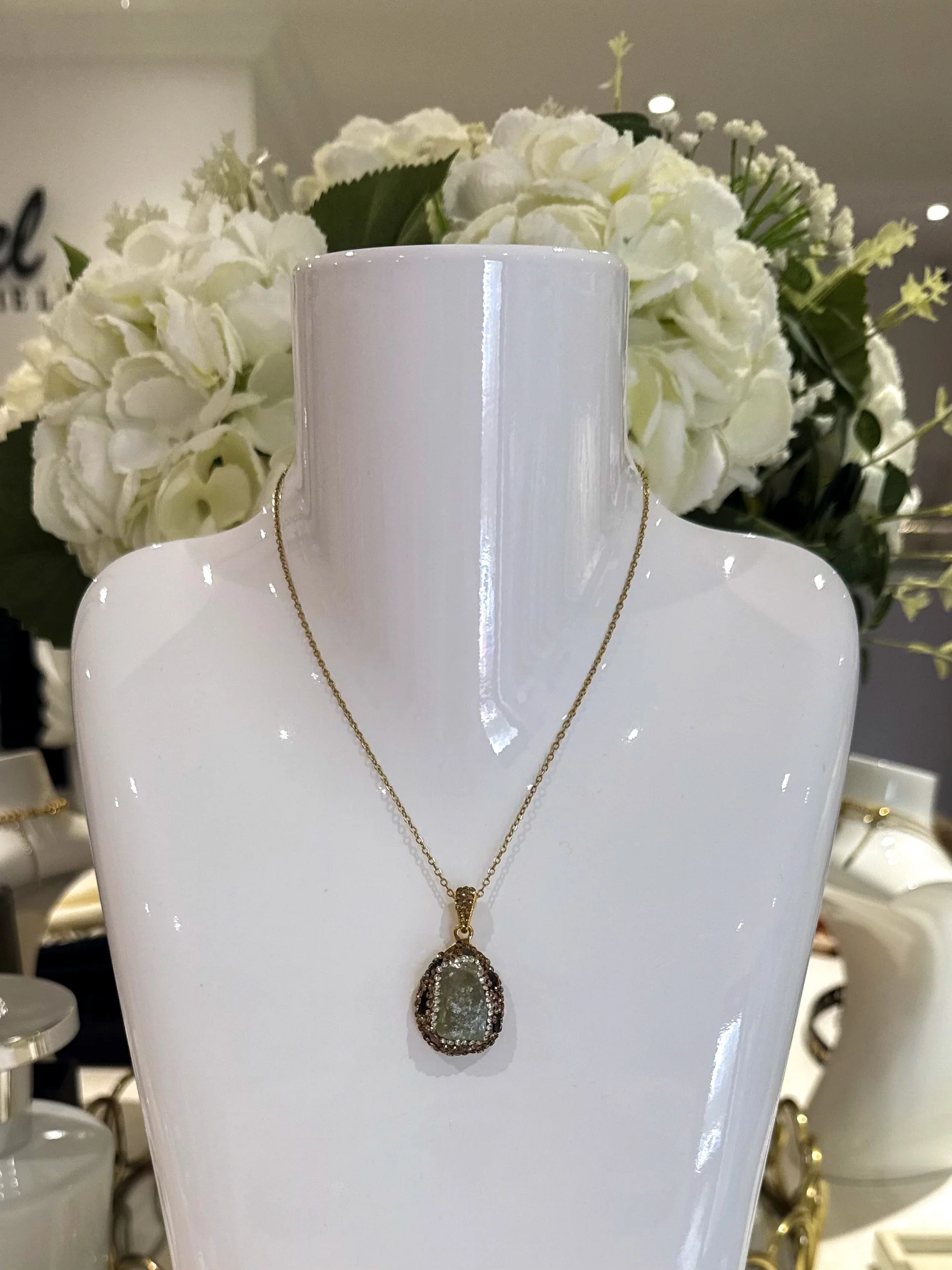Crystal Pendant Necklace (6 Colours)