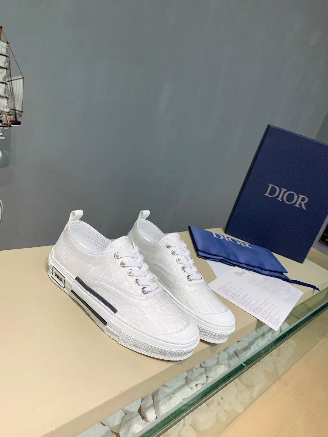 [TOP] Christian Dior Men's Casual Sports Shoes - White - 711 Luxury