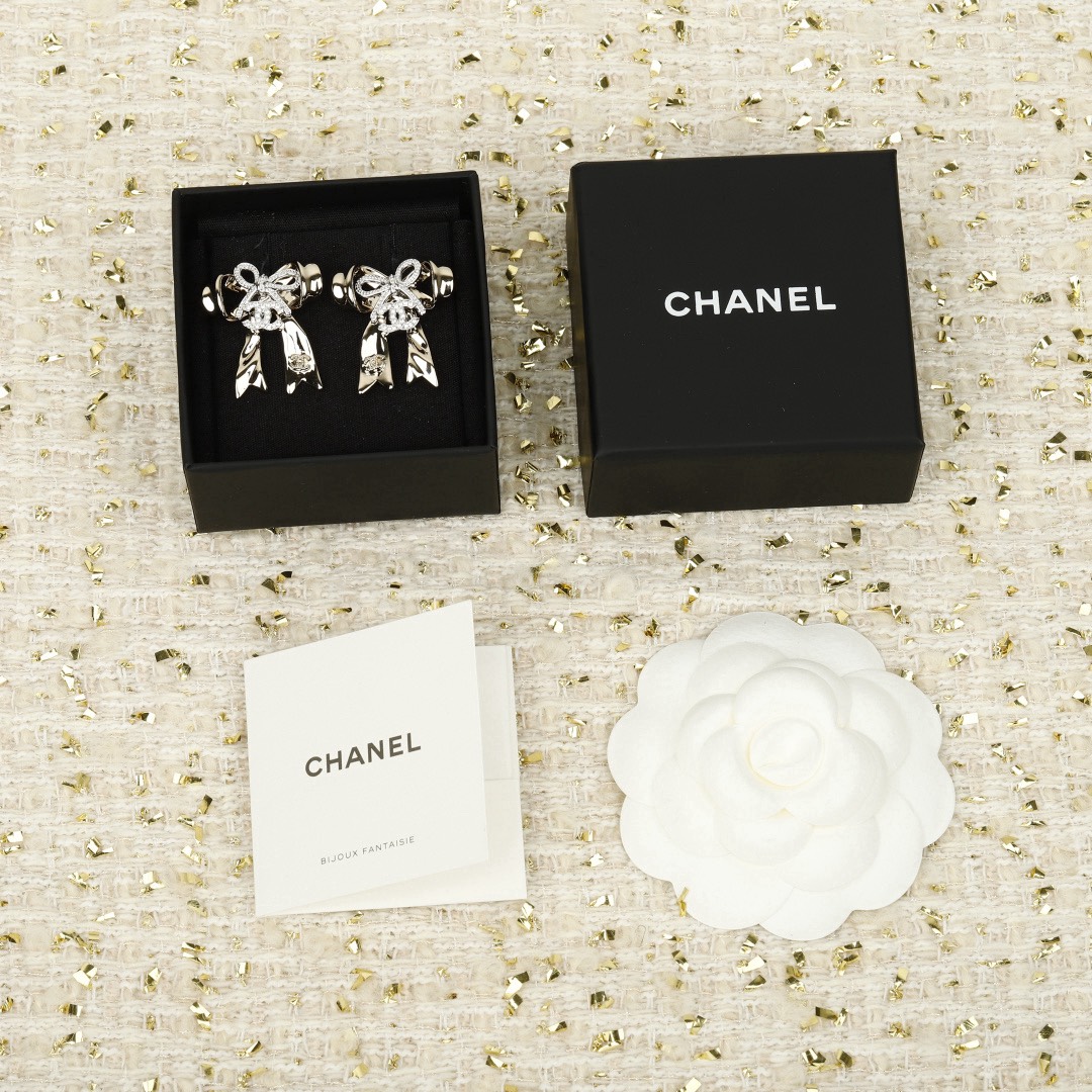 [TOP] CHANEL Earrings - Silver