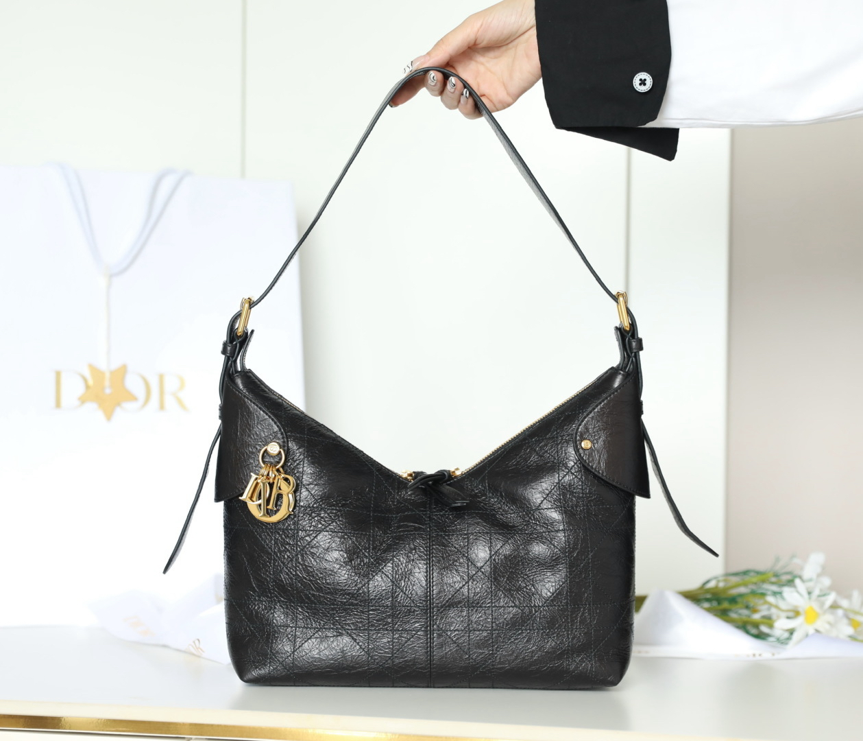 [TOP] Christian Dior Voyage Bag Cowhide 28x18x12cm - Black - 711 Luxury