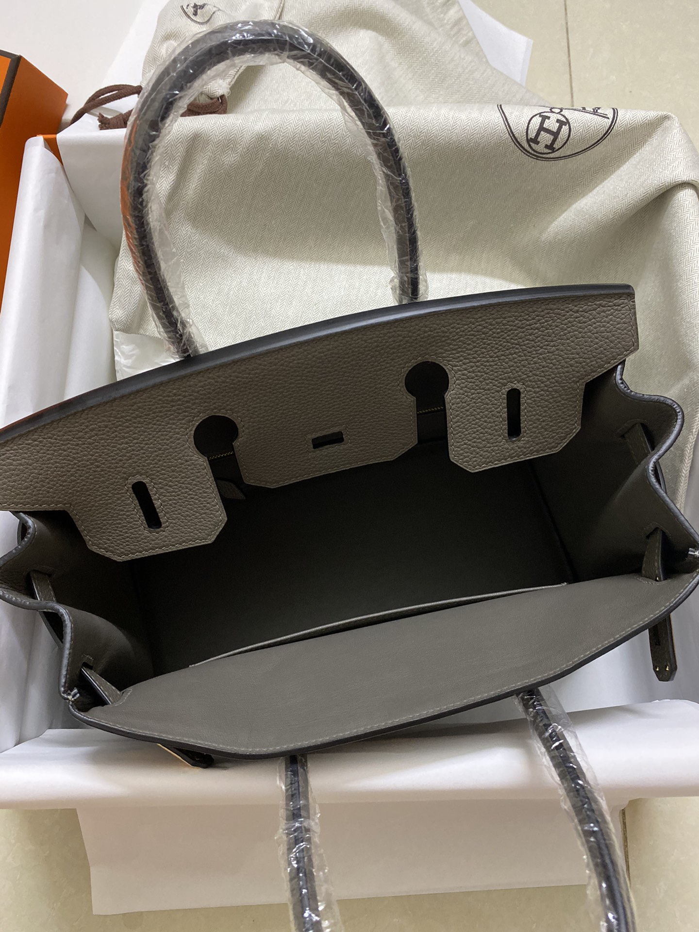 [TOP] HERMES Birkin Togo Leather 30cm - Etain & GHW