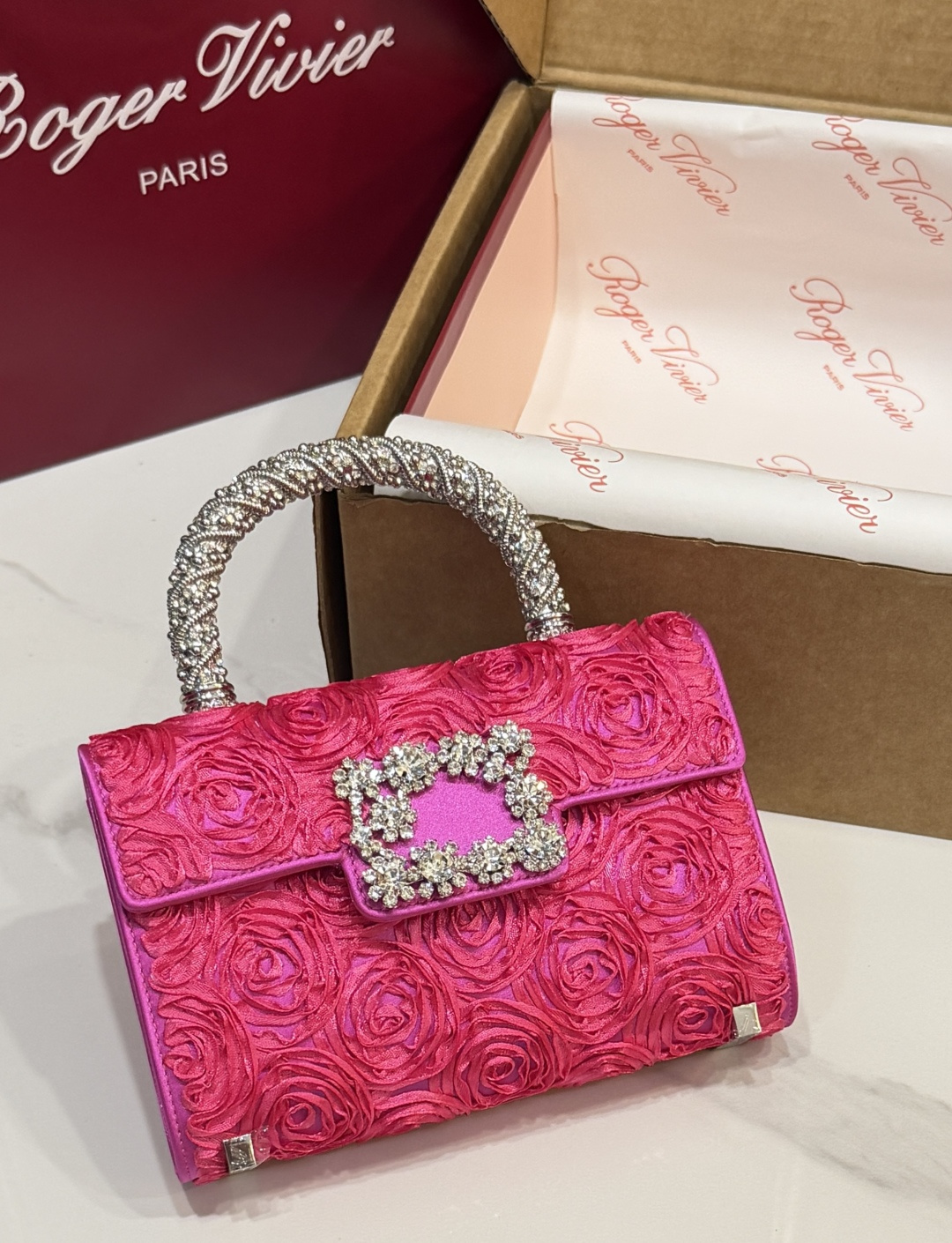 [TOP] ROGER VIVIER Diamond Bag 19-4-13 CM - Rose Pink - 711 Luxury