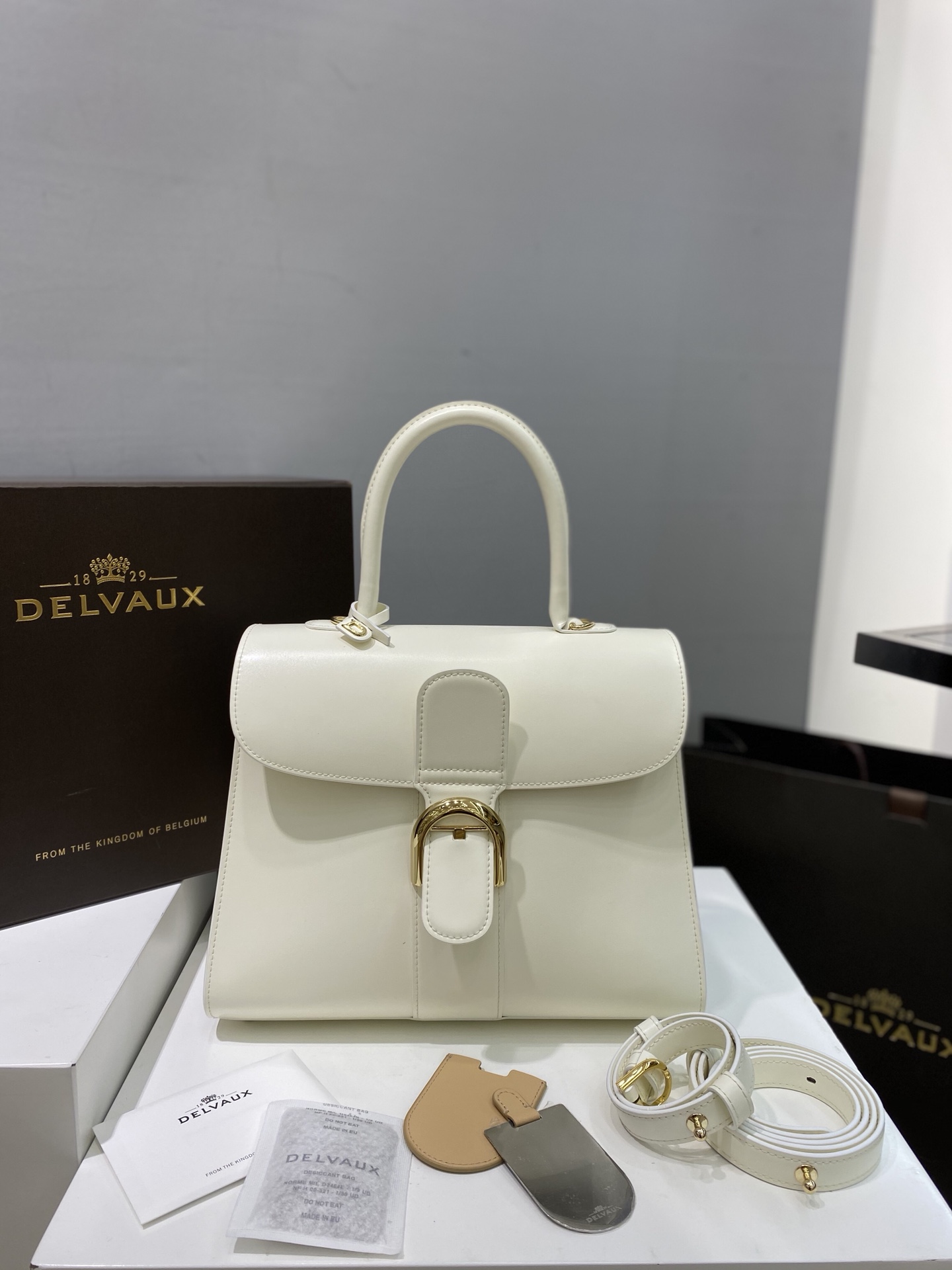 [TOP] Delvaux Brillant Bag Box Leather 28cm - White - 711 Luxury