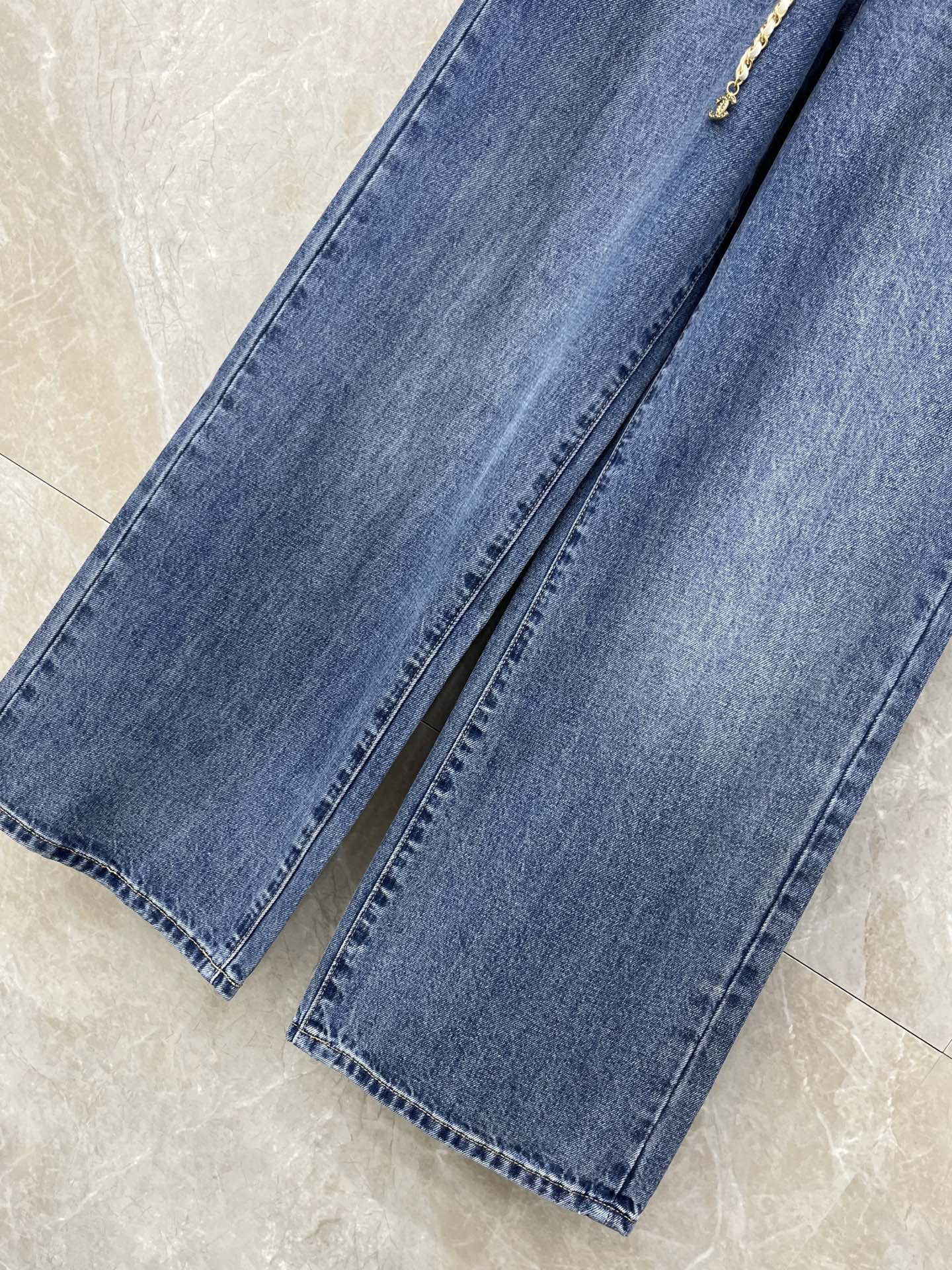 [TOP] CHANEL Jeans - Blue