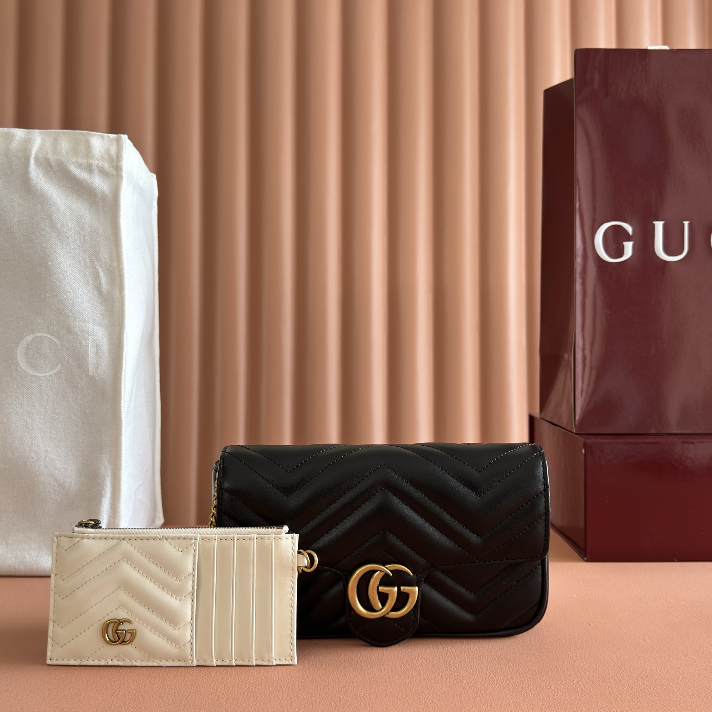 [TOP] GUCCI Marmont Mini Bag with Chain 21x12x5cm - Black & GHW