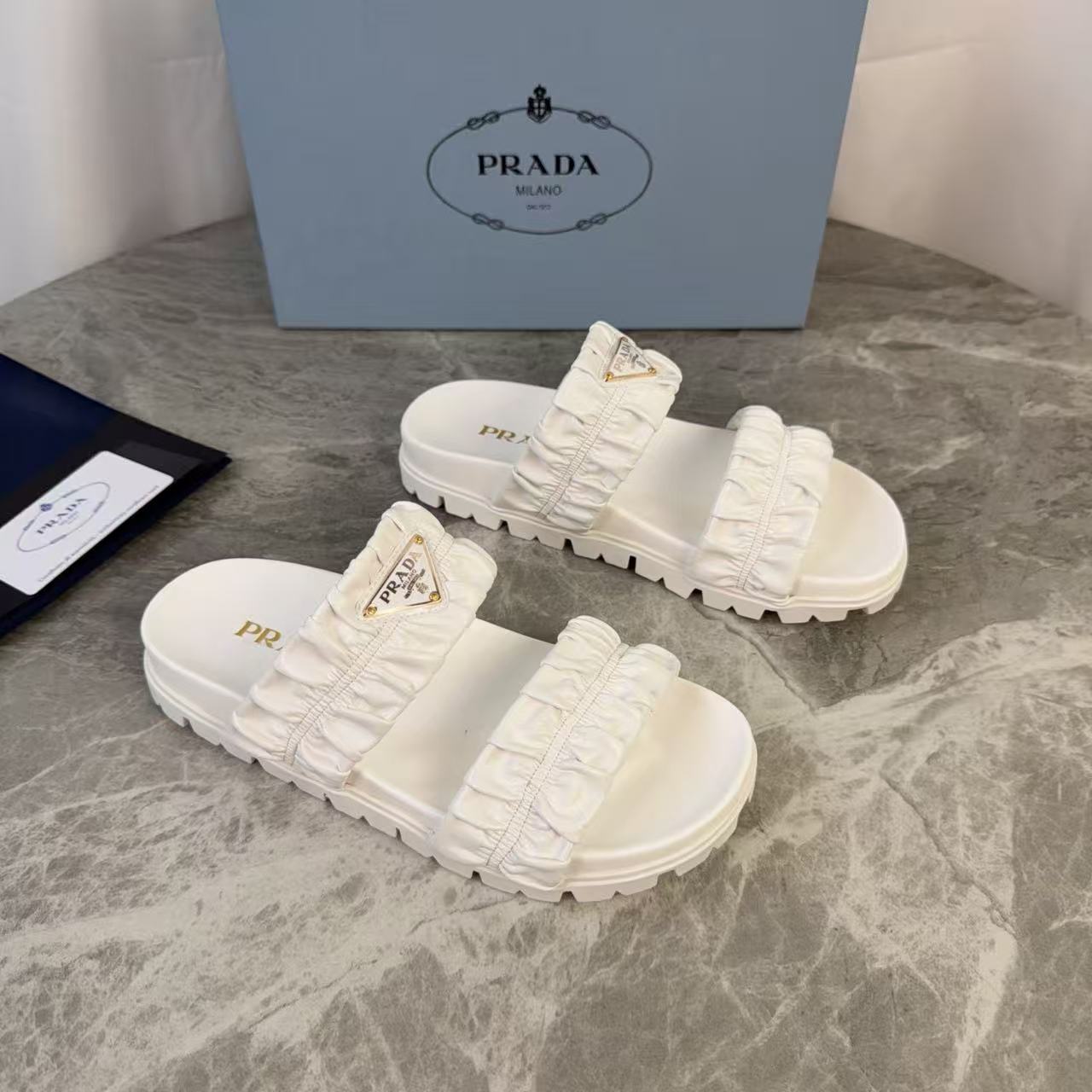 [TOP] PRADA Slippers - Beige - 711 Luxury