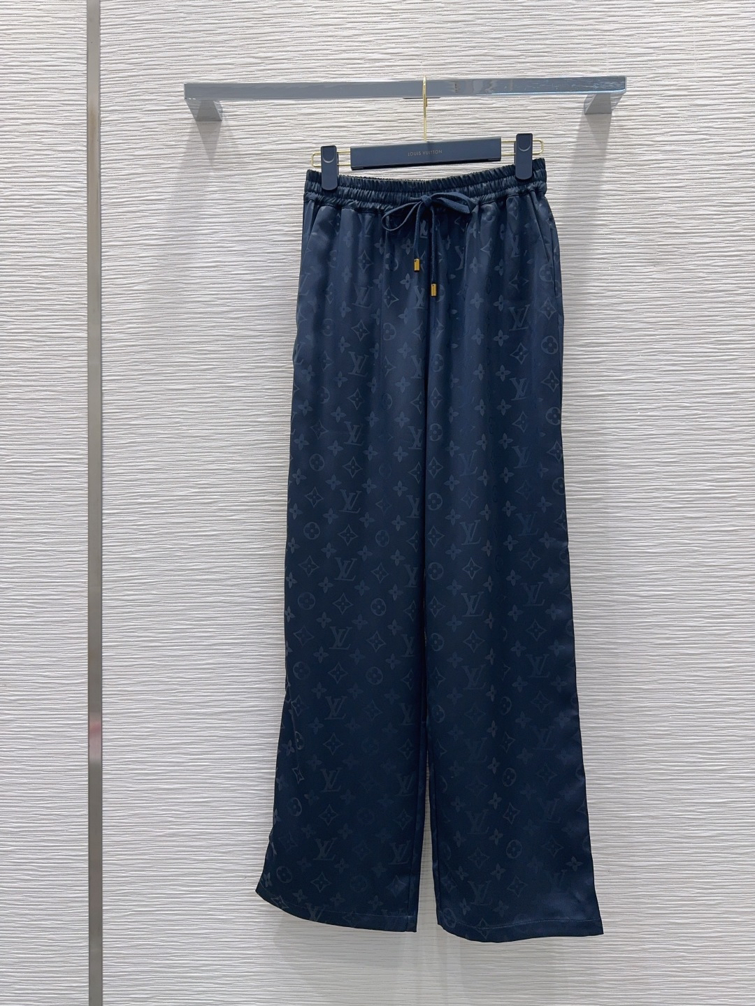 [TOP] Louis Vuitton LV Pants - Black