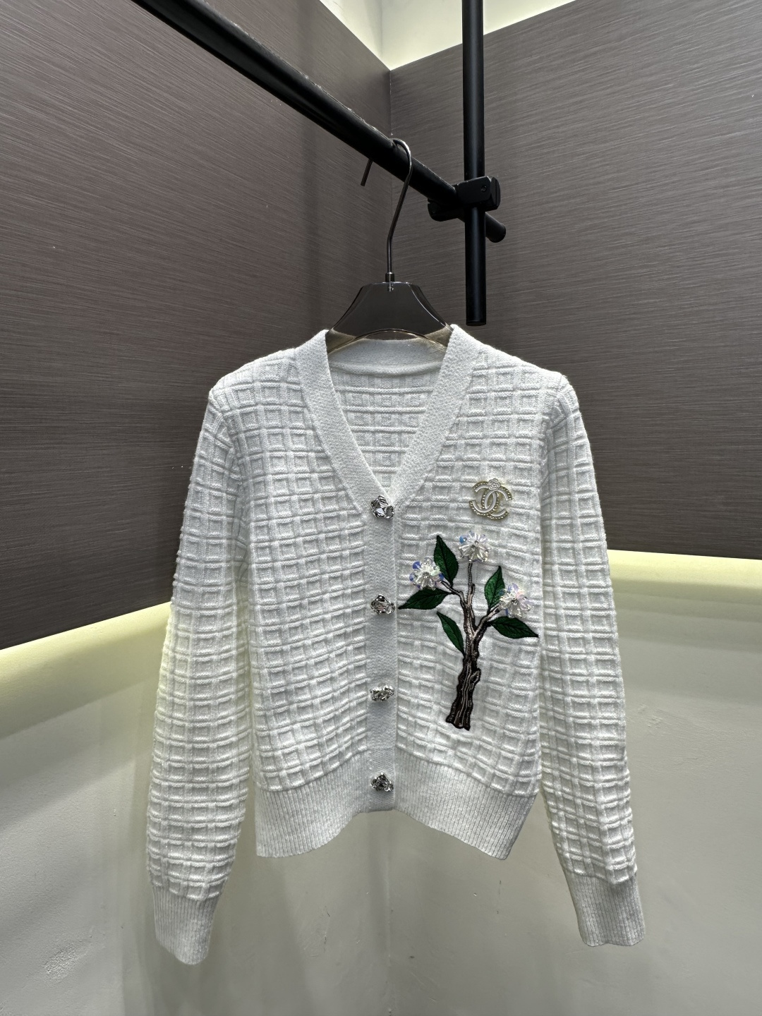[TOP] CHANEL Wool Cardigan Shirt - 4 Colors - 711 Luxury