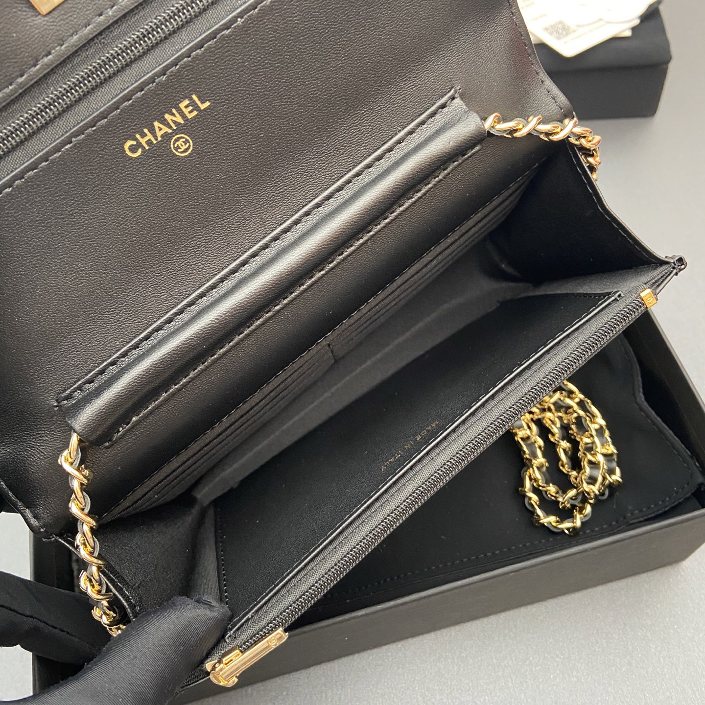 [TOP] CHANEL Woc Bag  20-13-3.5cm - Black