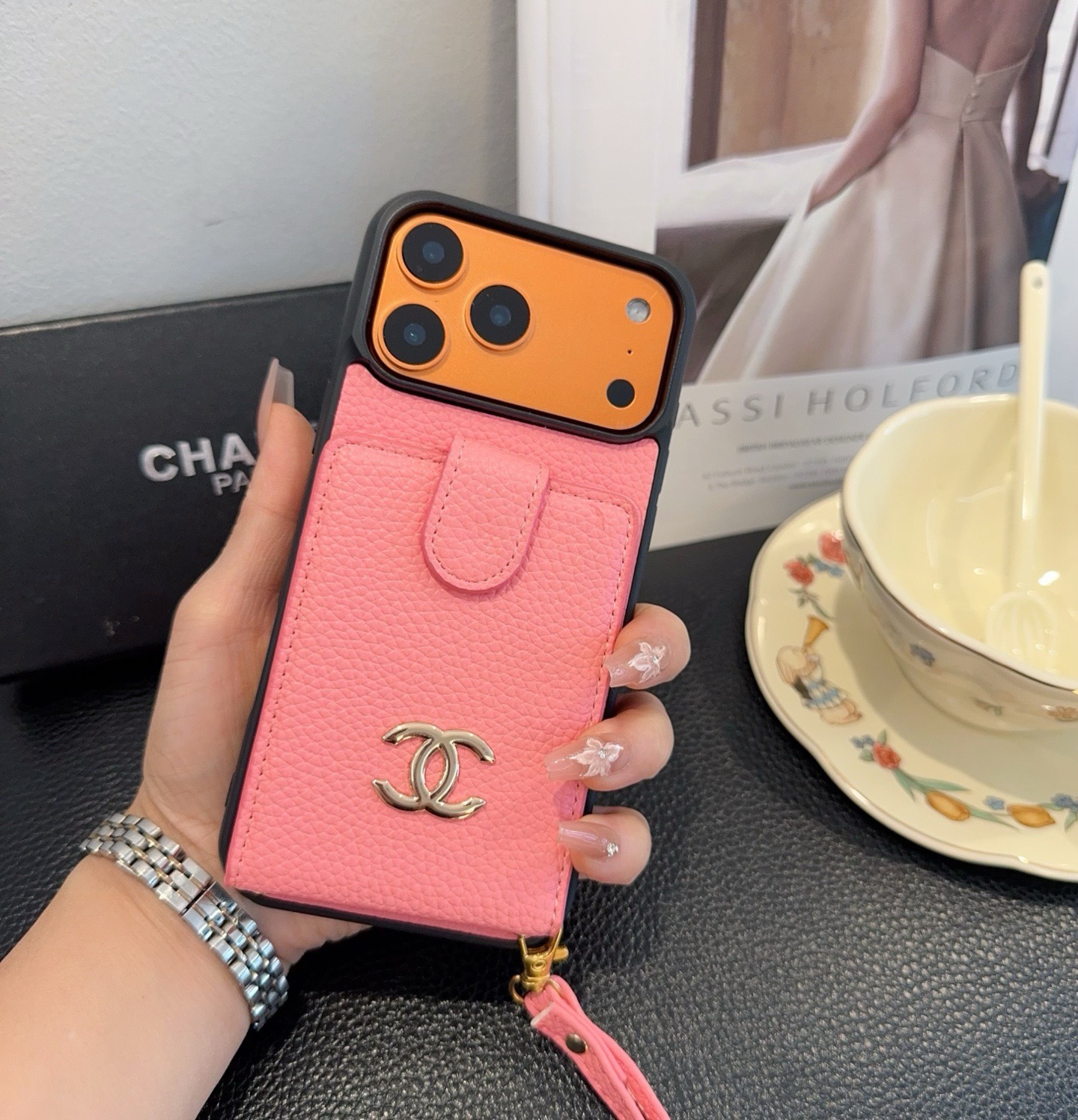 [TOP] CHANEL Phone Case - Pink - 711 Luxury