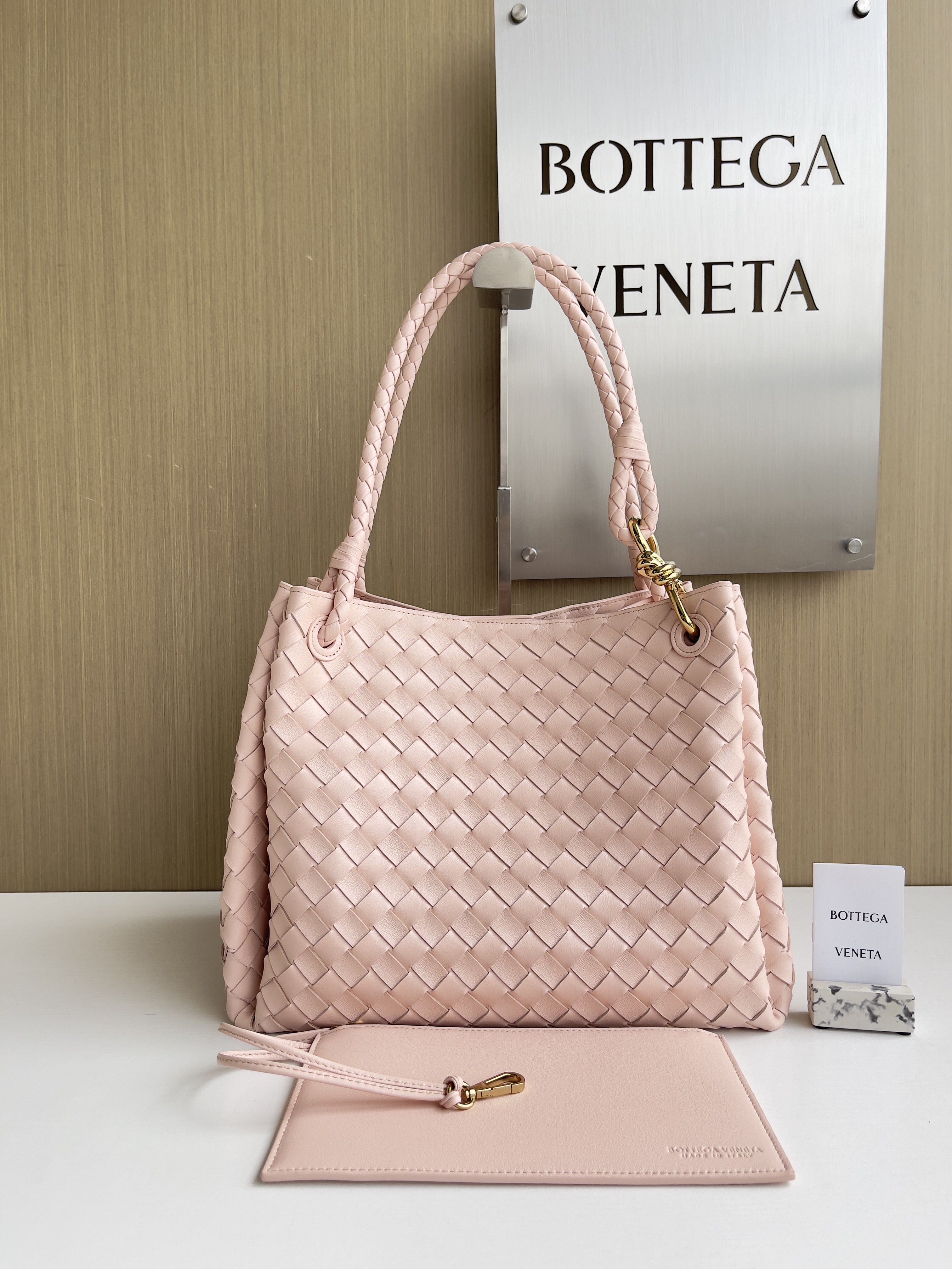 Bottega Veneta Bag Bottega Veneta Parachute Large Shoulder Bag #310807 View 2 | Nigo Office