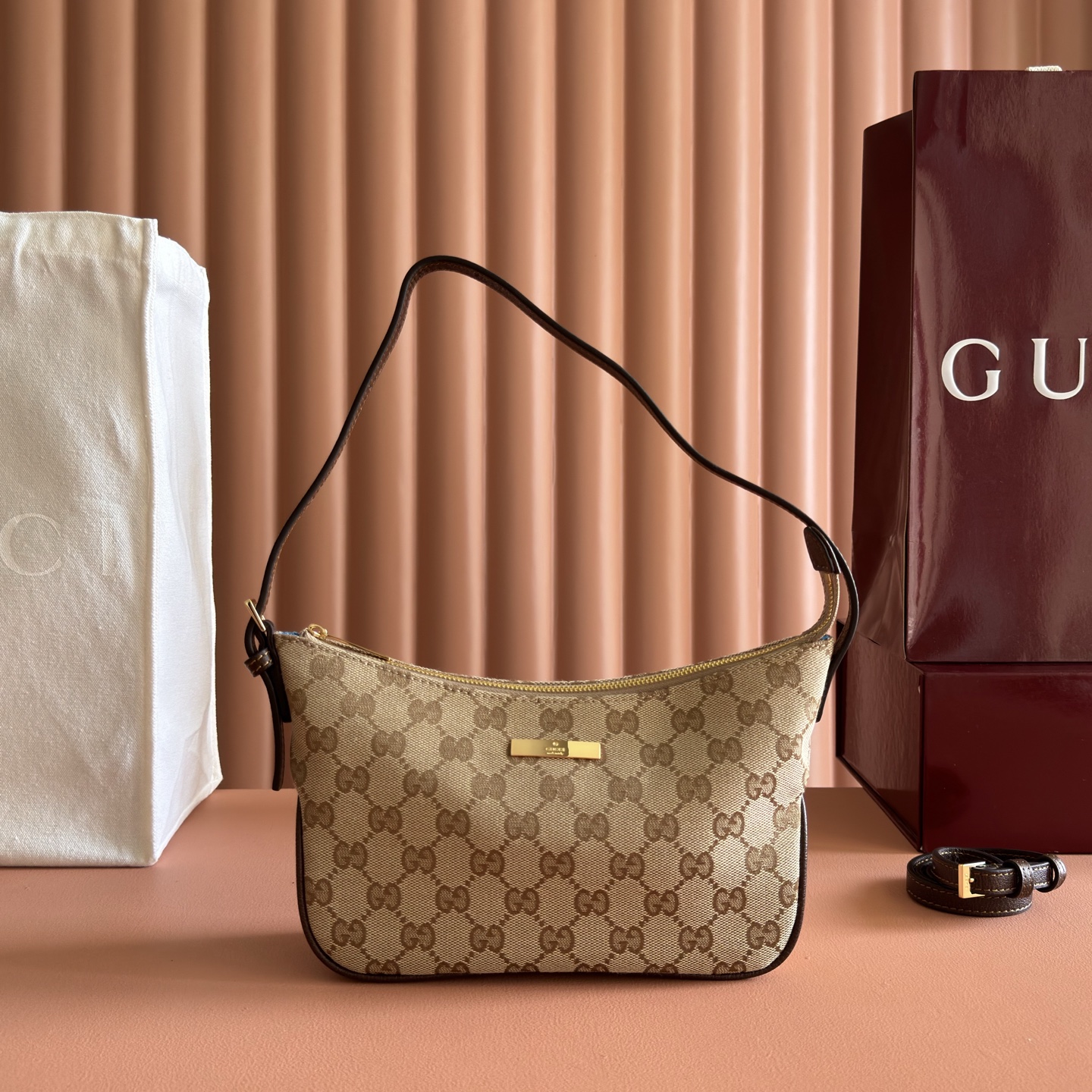 [TOP] GUCCI Generation Gucci Bag 22 x 14 x 5.5 cm - Brown - 711 Luxury