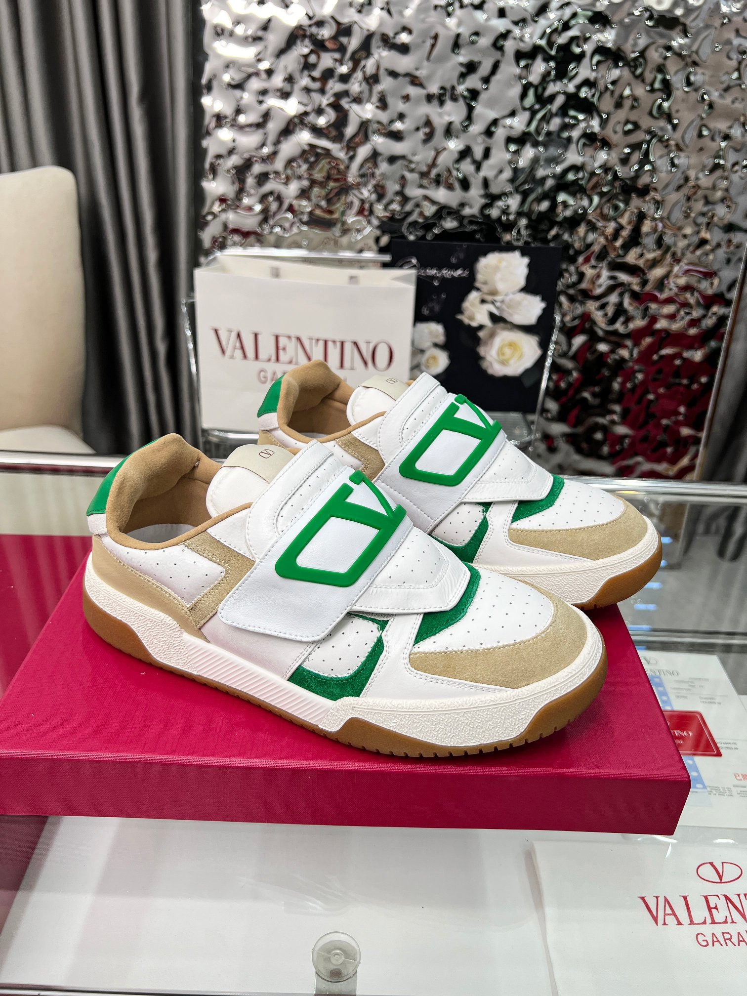 [TOP] VALENTINO Casual Shoes - White and Green - 711 Luxury