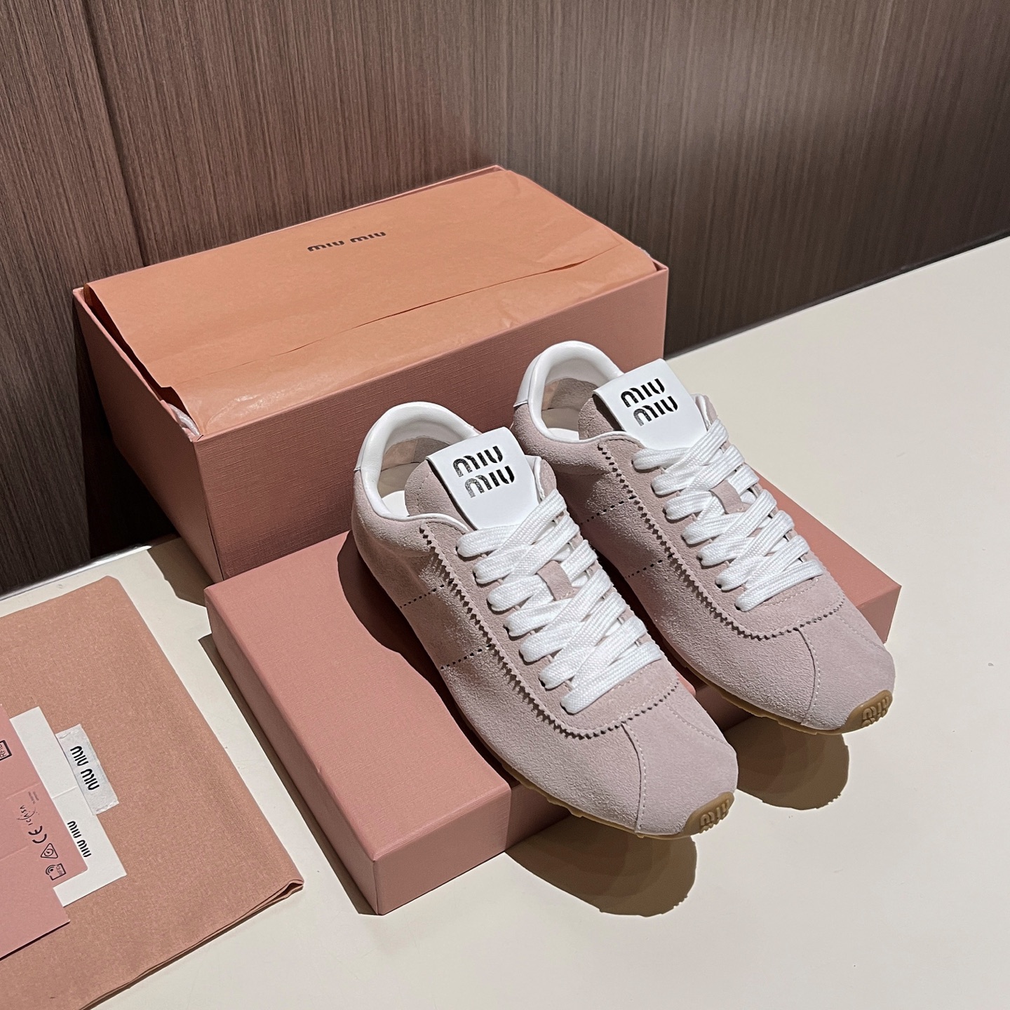 [TOP] Miu Miu Sneakers - Pink - 711 Luxury