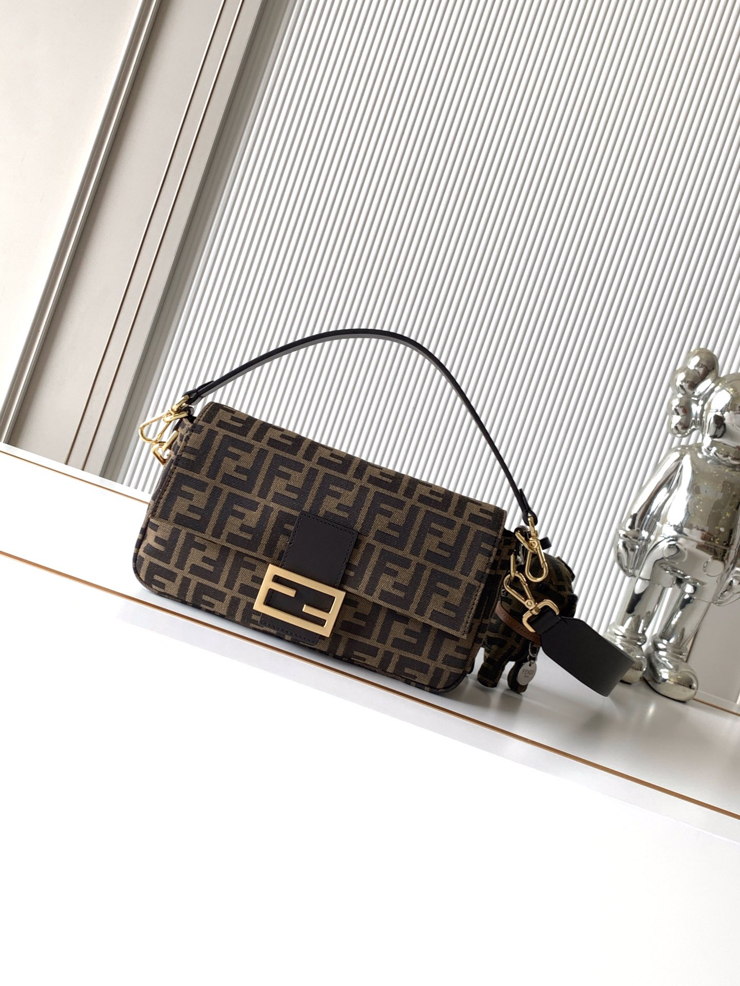 [TOP] FENDI Baguette Bag 27-6-15cm - Brown - 711 Luxury