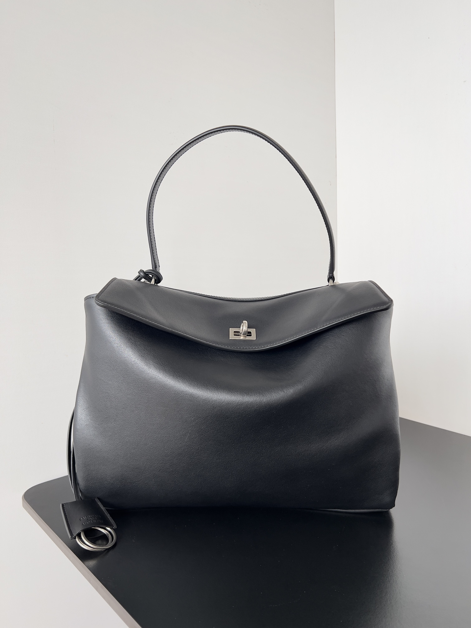 [TOP] BALENCIAGA Rodeo Bag 35x23.3x10.9cm - Black & SHW - 711 Luxury