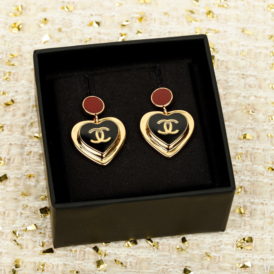 [TOP] CHANEL Earrings - Gold