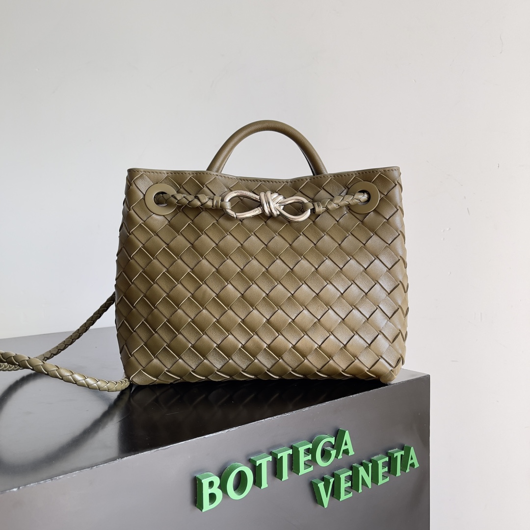 [TOP] Bottega Veneta BV Andiamo Bag Lambskin 25x22x10.5cm - Brown - 711 Luxury