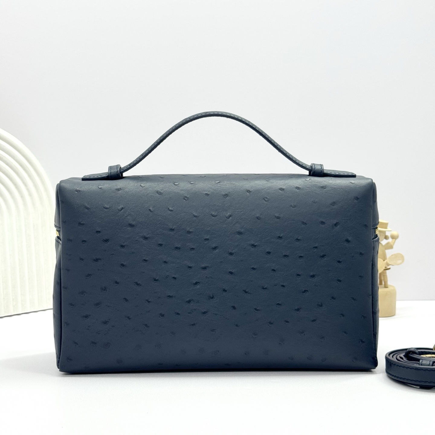 [TOP] Loro Piana Extra Poet L27 Bag Ostrich-patterned Cowhide Material 27 x 16 x 10 cm - Dark Blue - 711 Luxury