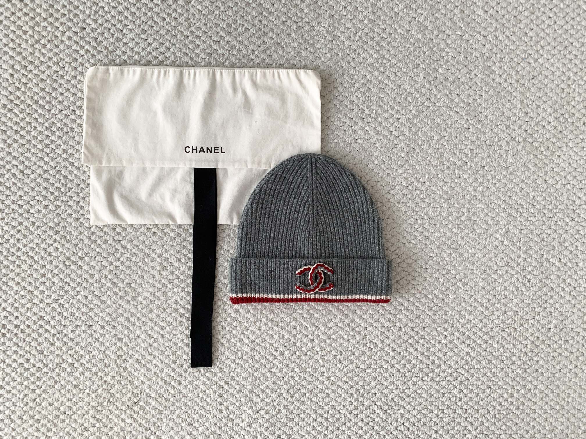 Chanel gray Hat Chanel CC Cashmere Cold Hat Knitted Hat Gray#388505 View 2 | Nigo Office