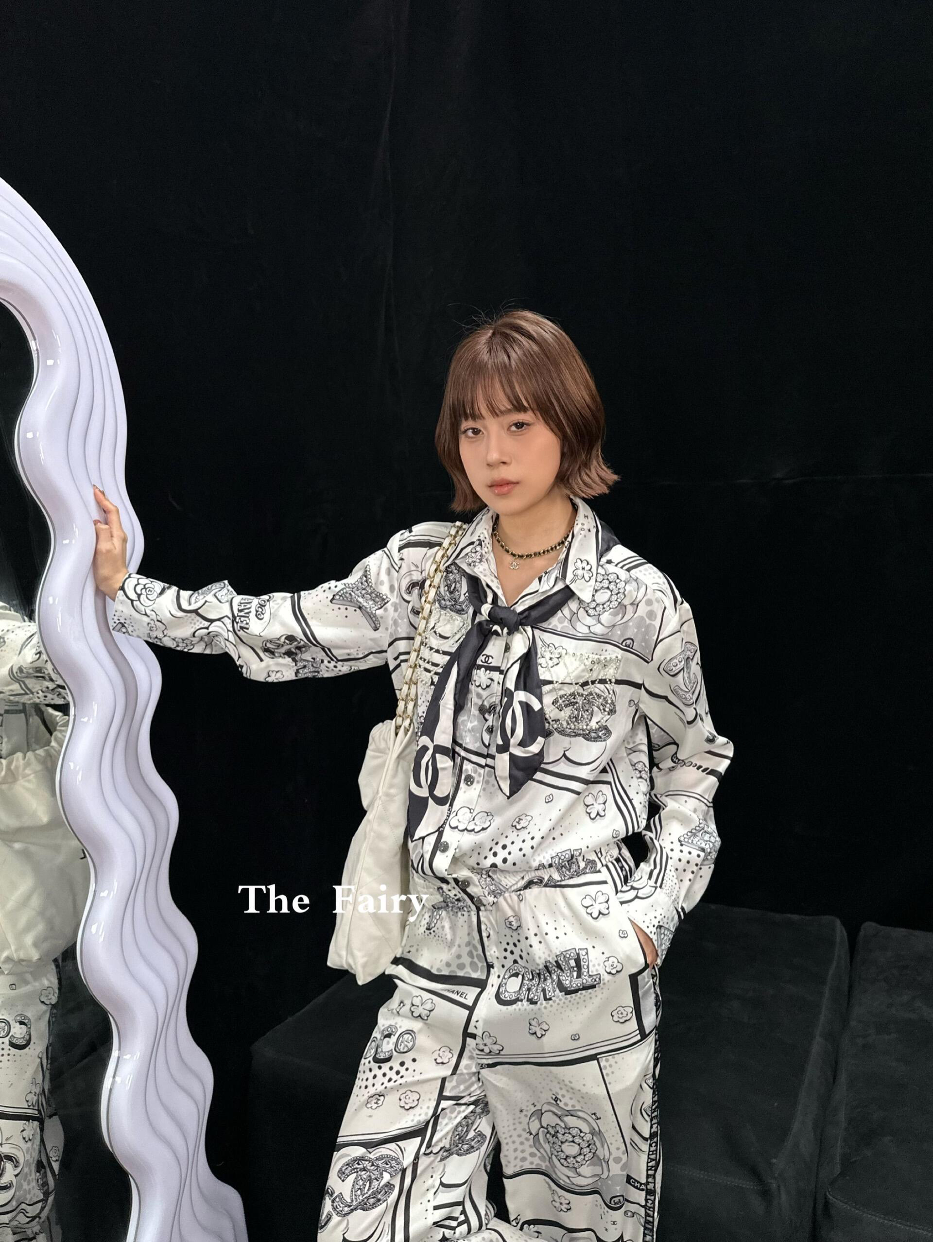 [TOP] CHANEL  Suit - White