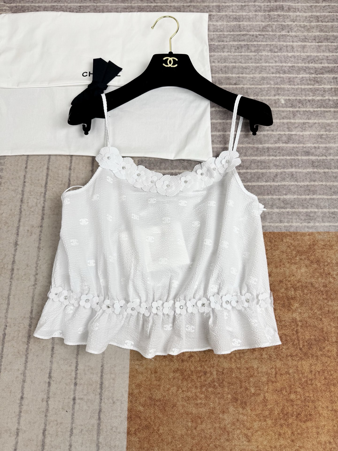 Chanel white Clothing Chanel Top Embroidered Cotton White View 2 | Nigo Office