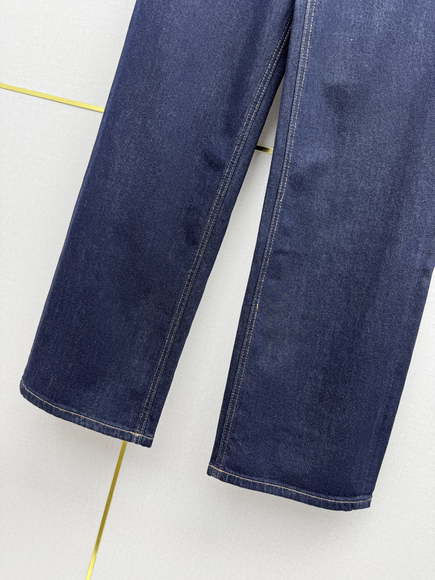 [TOP] Yves Saint Laurent YSL Pants - Black