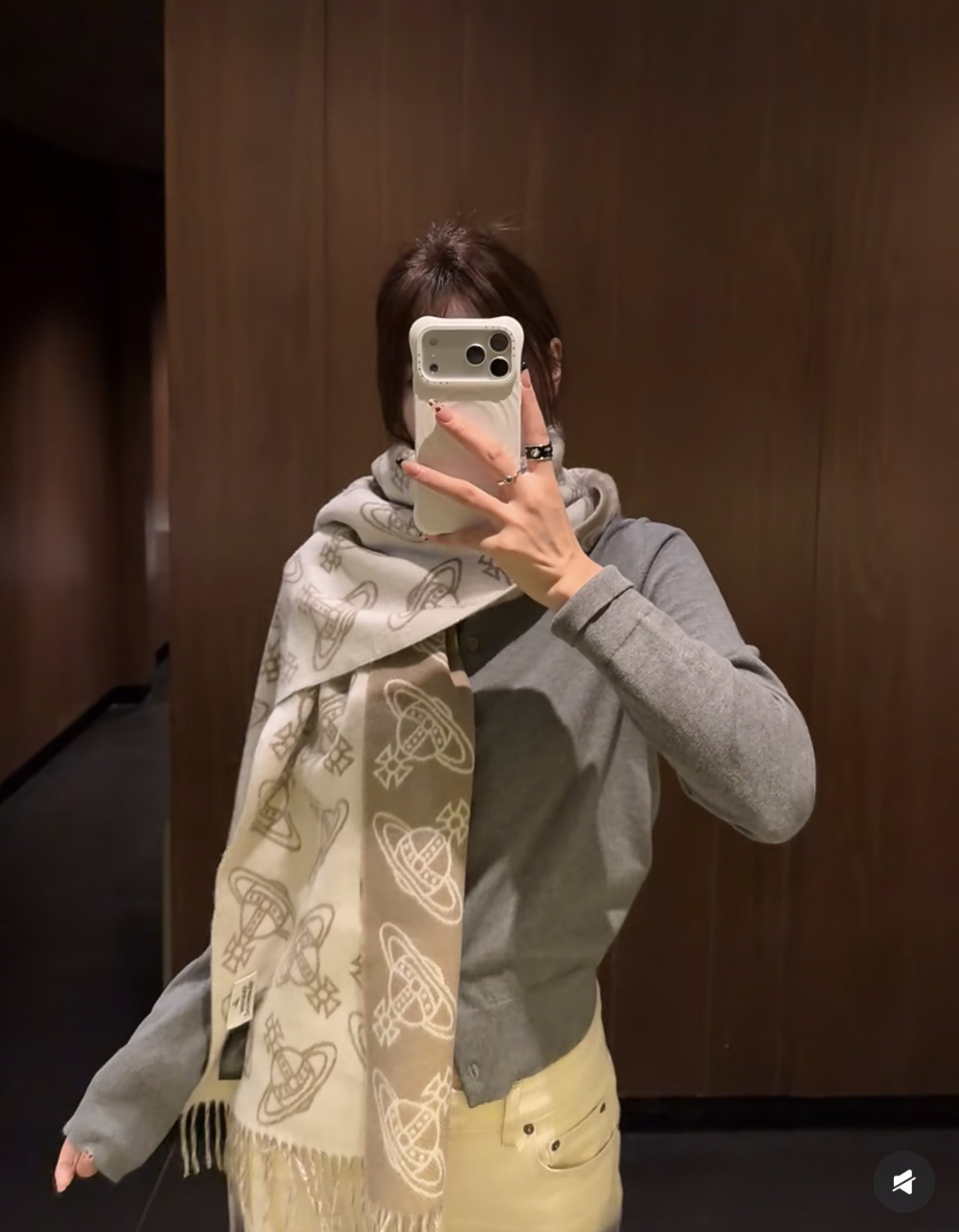 [TOP] Vivienne Westwood Scarf 185*30 cm - Khaki