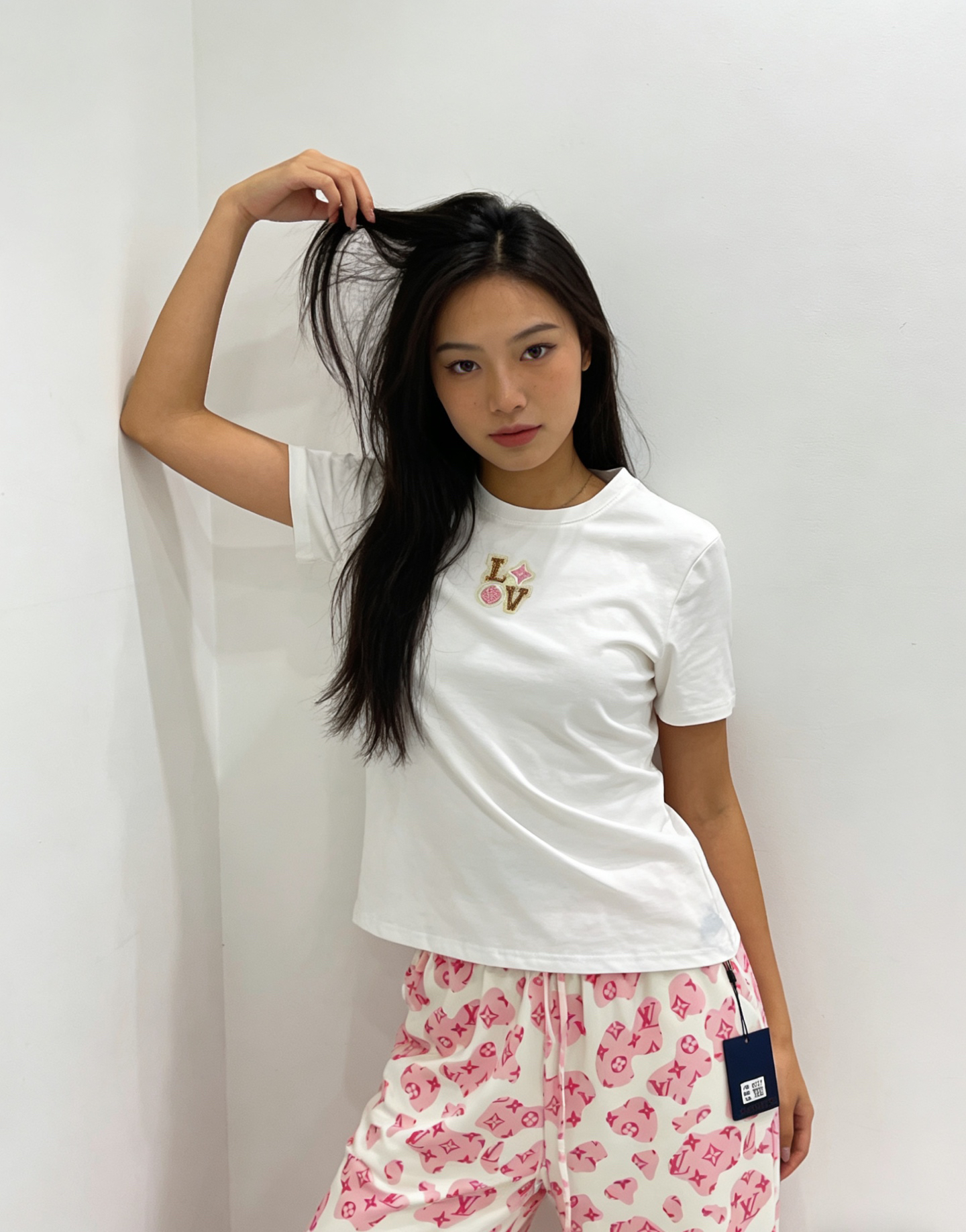 [TOP] Louis Vuitton LV  T-shirt + Pants Suit - Pink