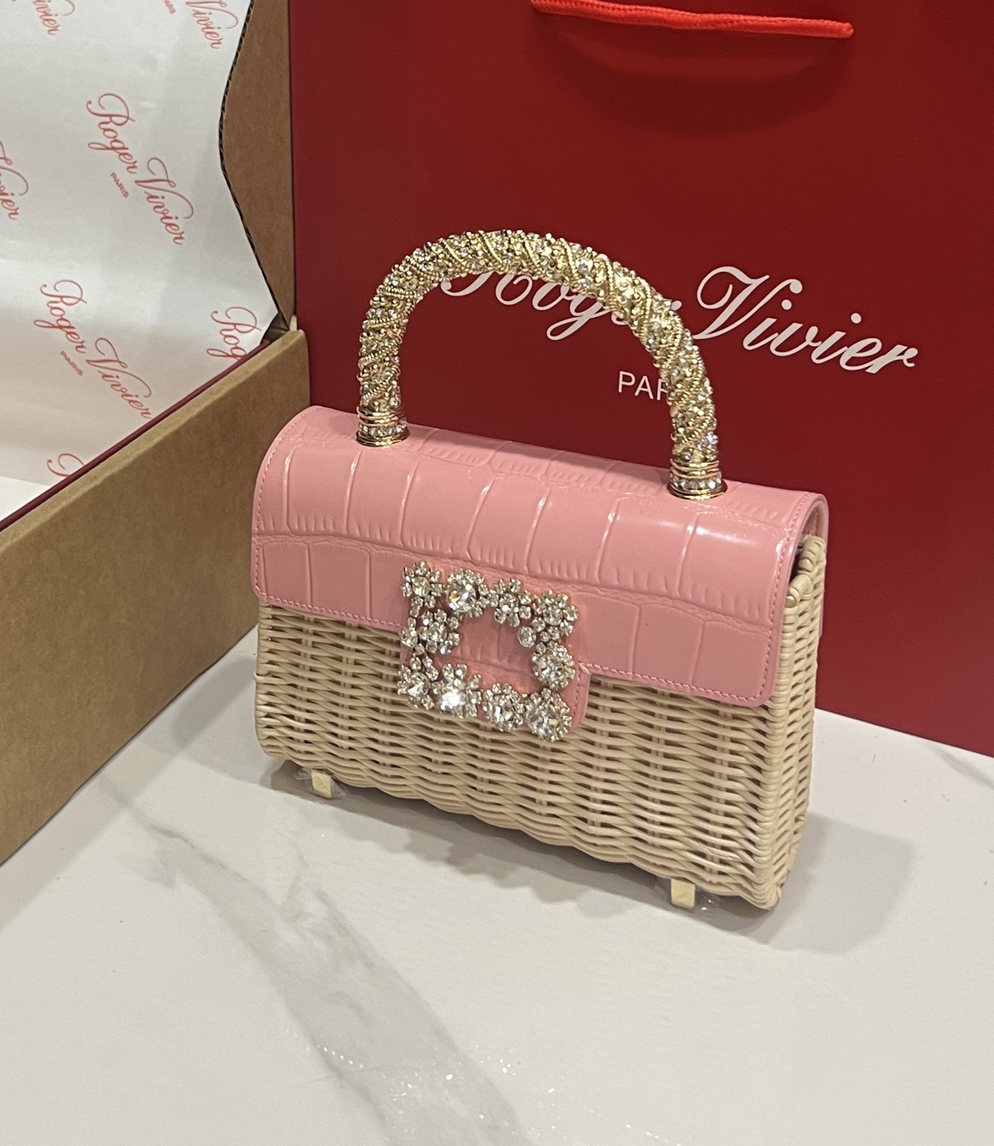 [TOP] ROGER VIVIER Diamond Bag 19-4-13 CM - Pink - 711 Luxury