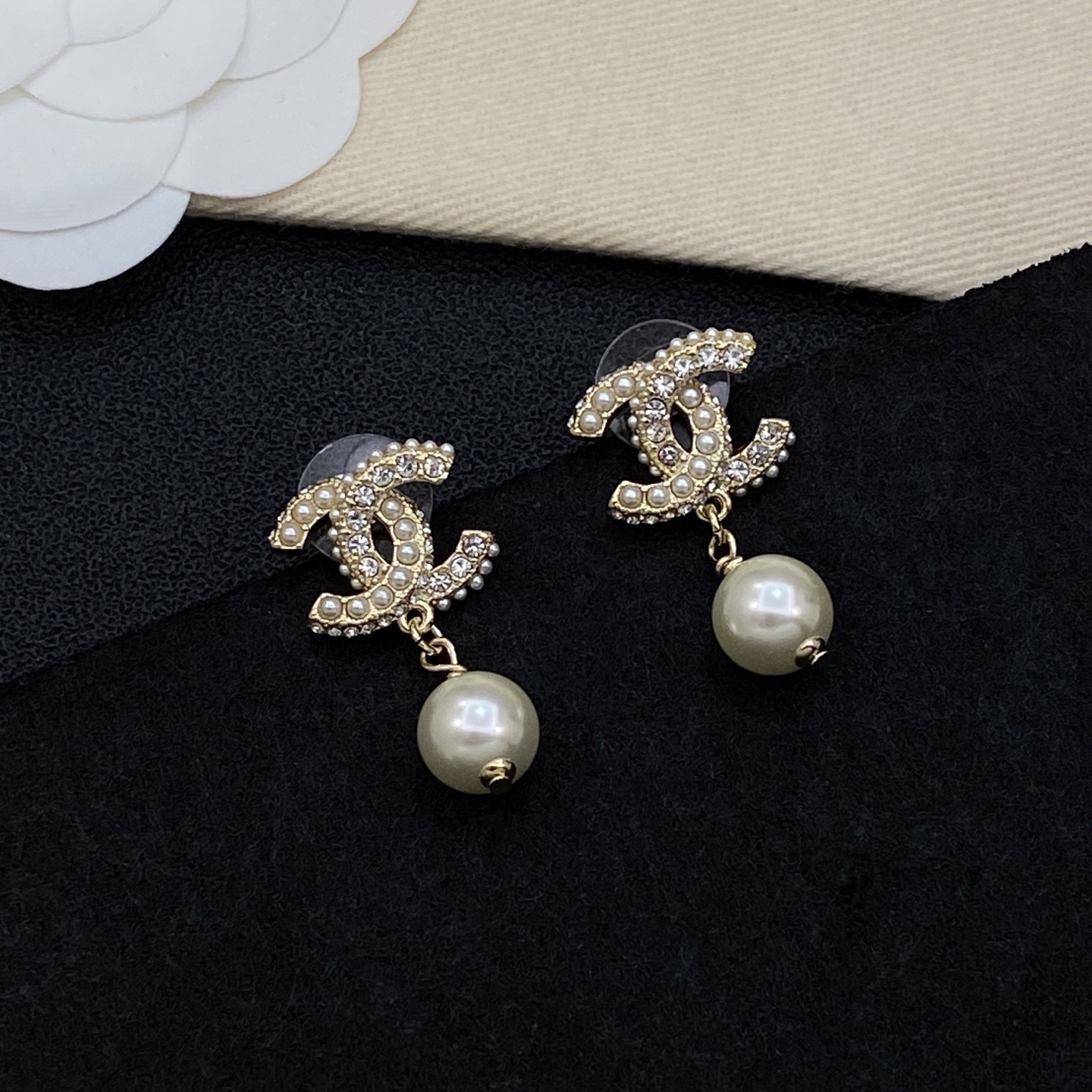 [TOP] CHANEL Earrings - Gold - 711 Luxury