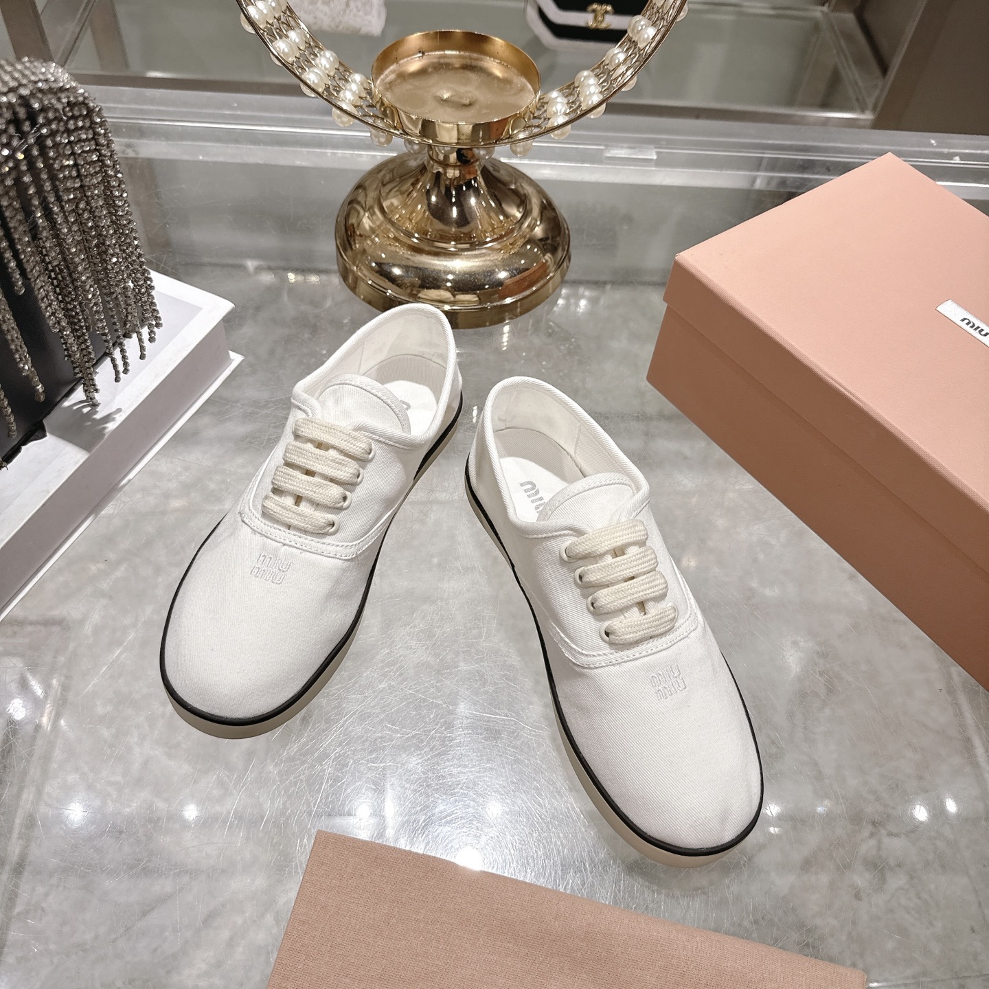 [TOP] Miu Miu Casual Shoes - White - 711 Luxury
