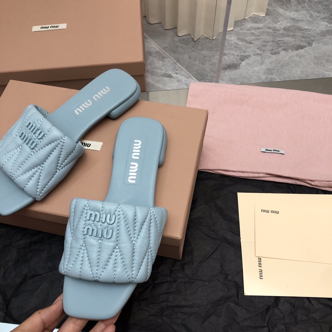[TOP] Miu Miu Lambskin Slippers - Blue - 711 Luxury