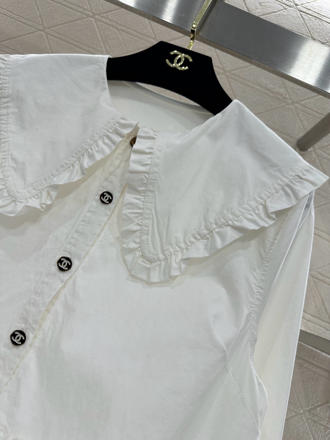 [TOP] CHANEL  Shirt - White