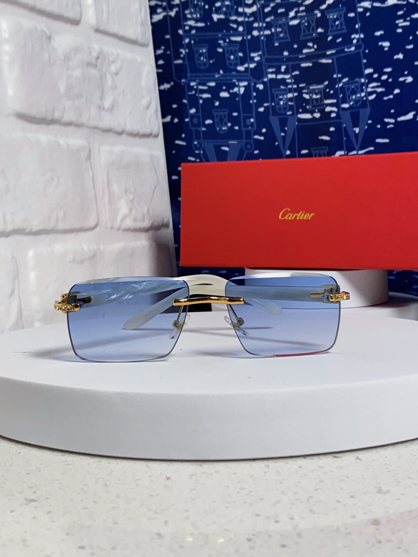 [TOP] Cartier Sunglasses - Gold - 711 Luxury