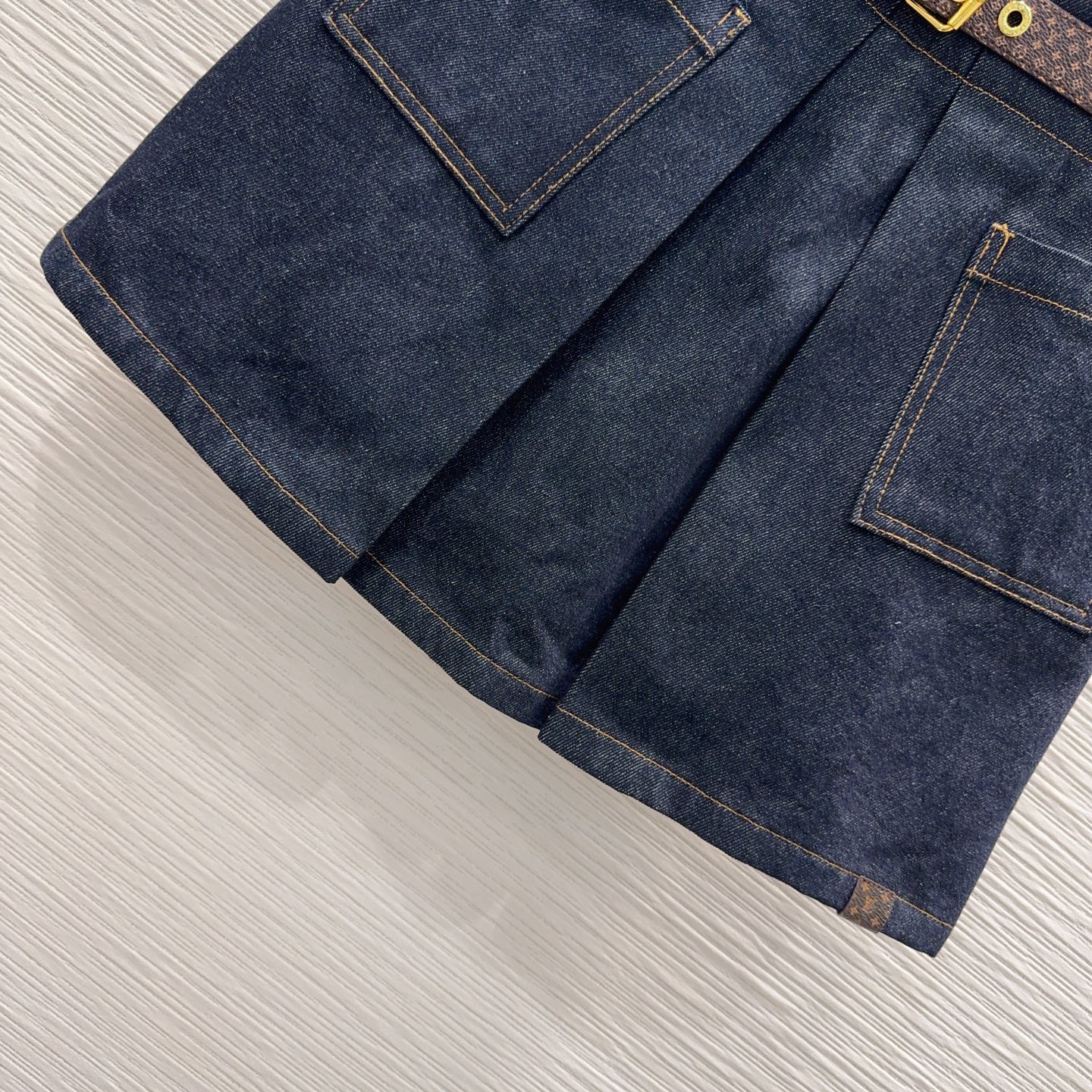 [TOP] Louis Vuitton LV Denim Skirt - Navy Blue