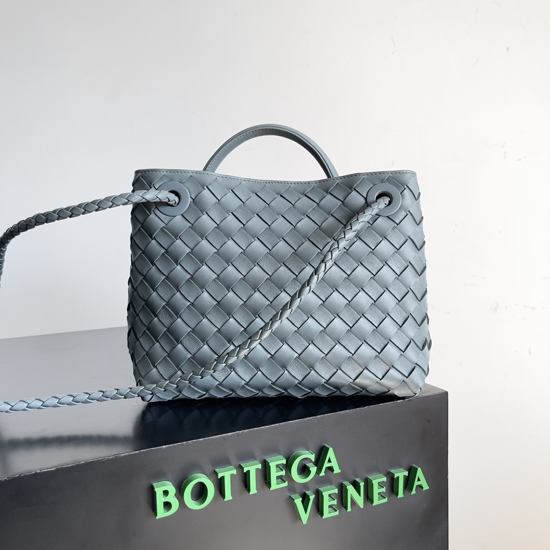 [TOP] Bottega Veneta BV Andiamo Bag Lambskin 25x22x10.5cm - Blue - 711 Luxury