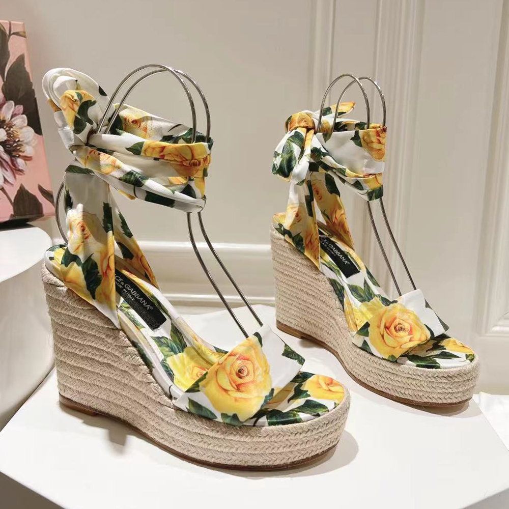 Dolce & Gabbana Shoes Dolce & Gabbana Floral Printed Wedge Sandals | Nigo Office