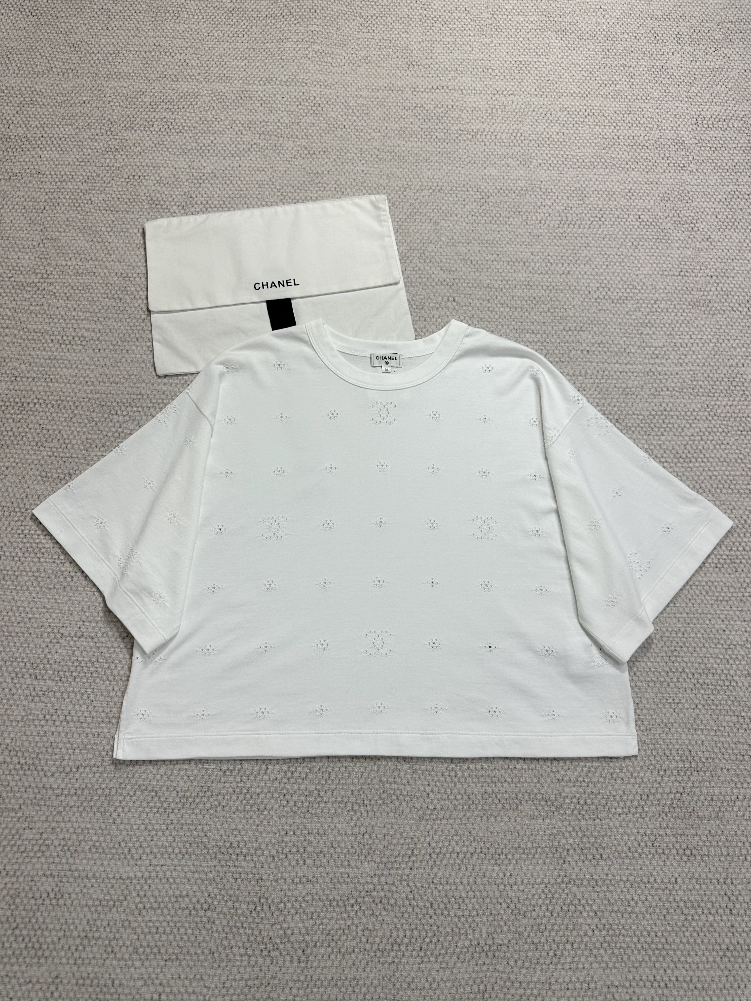 Chanel white Clothing Chanel Top-Quality Version Short-sleeved Top Cotton White View 2 | Nigo Office