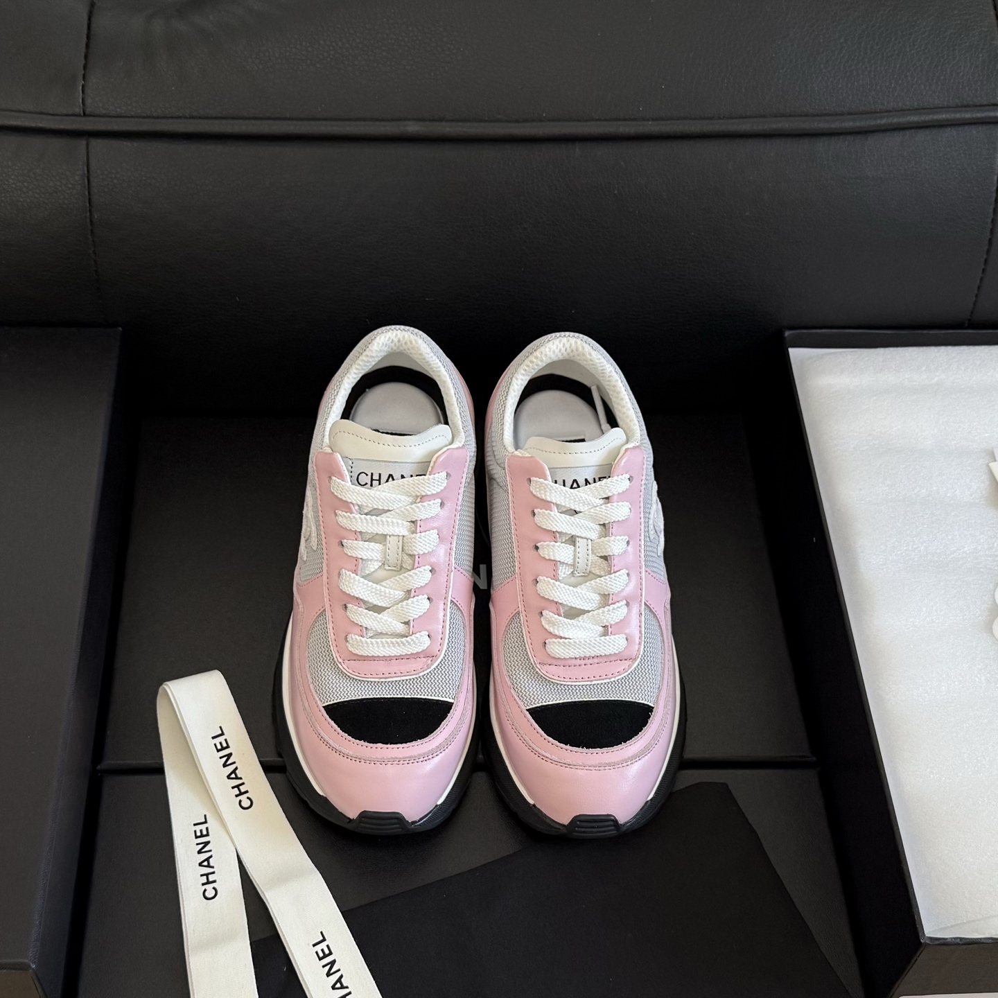 [TOP] CHANEL Sneakers - Pink - 711 Luxury