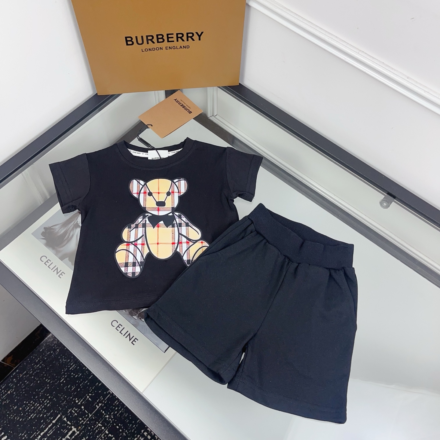 Burberry Unisex Kids Black Vintage Plaid Teddy Bear Print Short Sleeve T-Shirt & Black Shorts Two Piece Set Boys Girls Cute British Casual Outfit Sizes 90-140