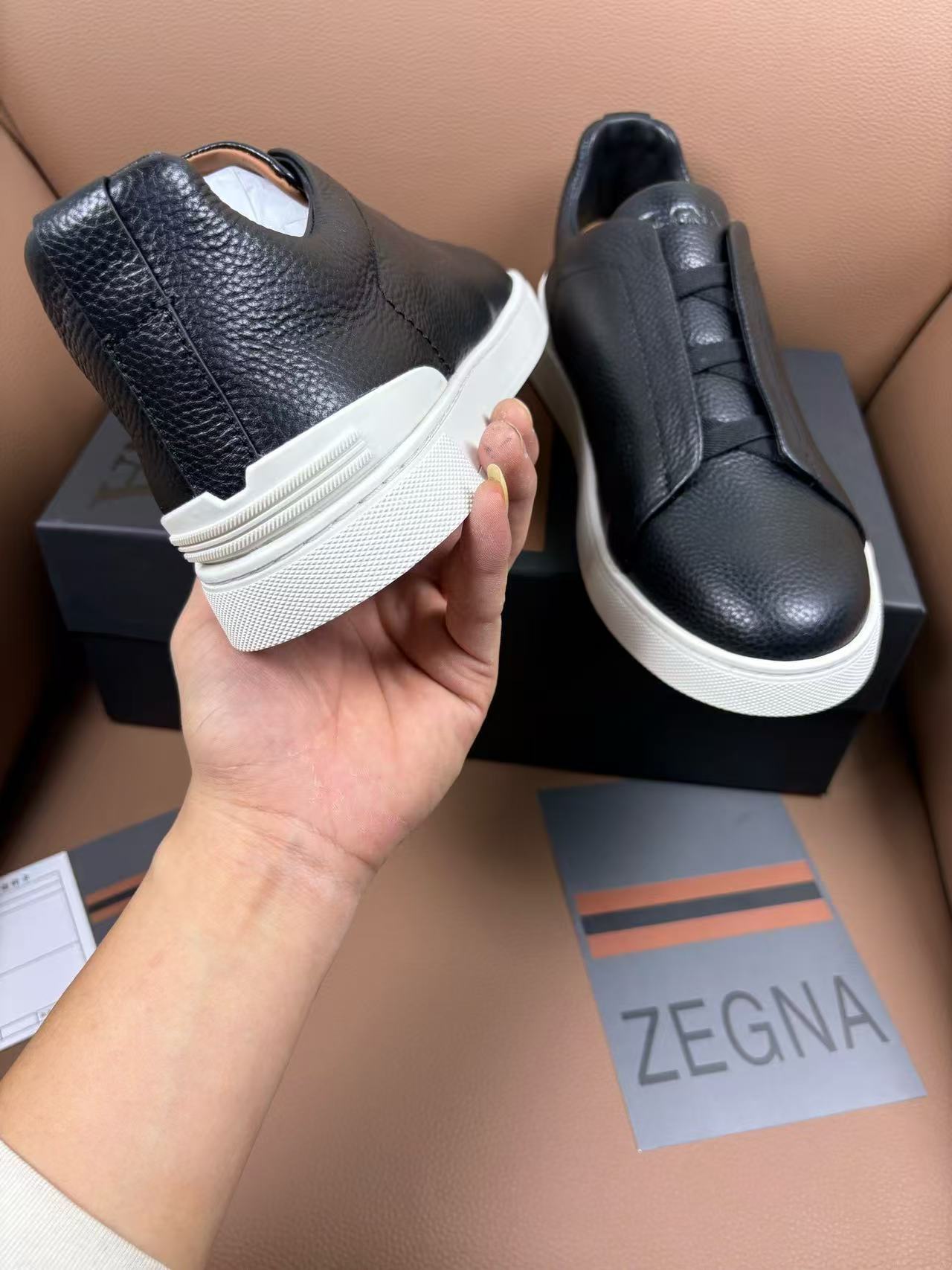 [TOP] ZEGNA Men's Shoes - Black - 711 Luxury