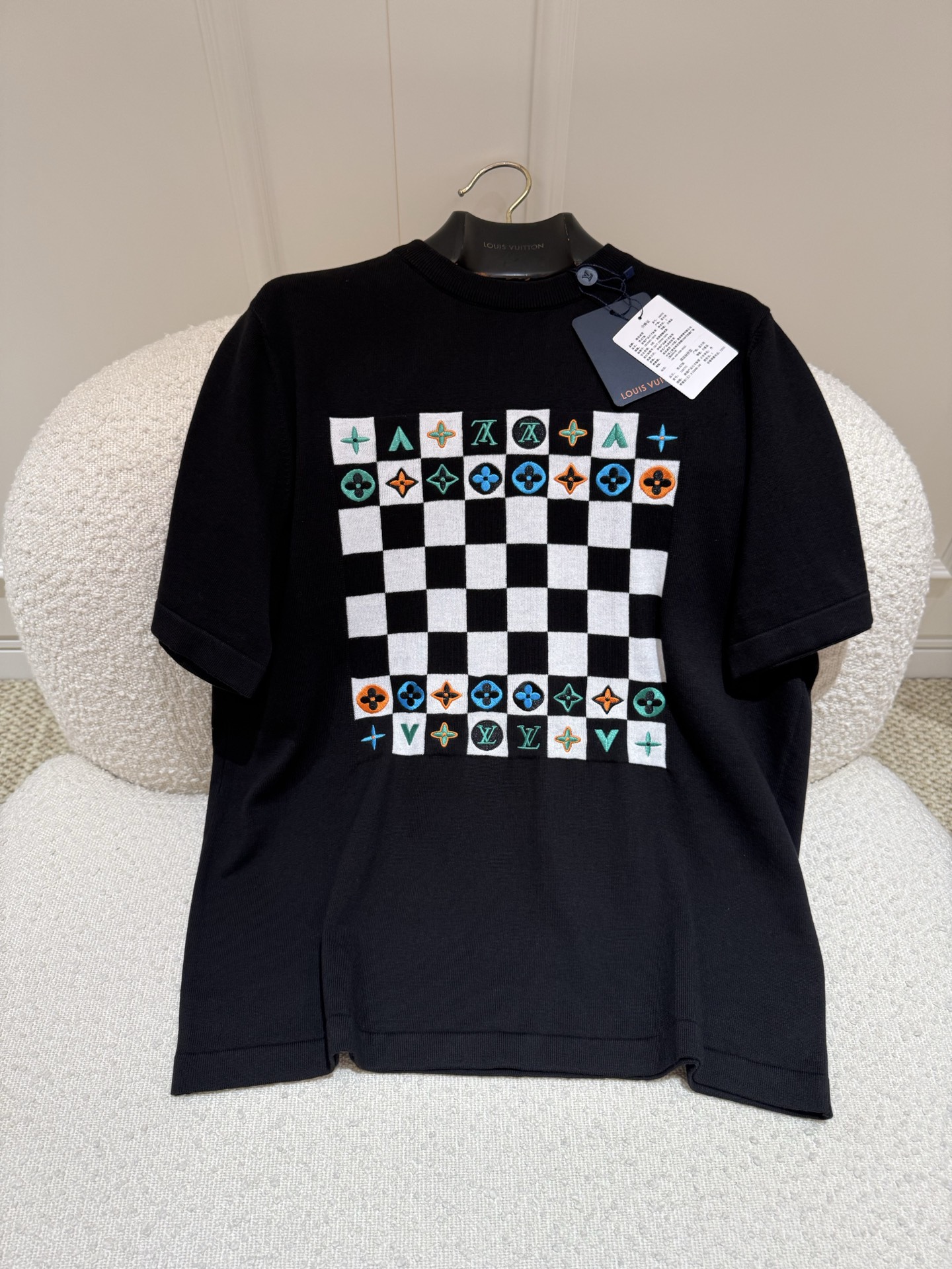 Louis Vuitton Accessory Louis Vuitton Checkerboard Embroidered Knitted Short Sleeves #394242 View 2 | Nigo Office