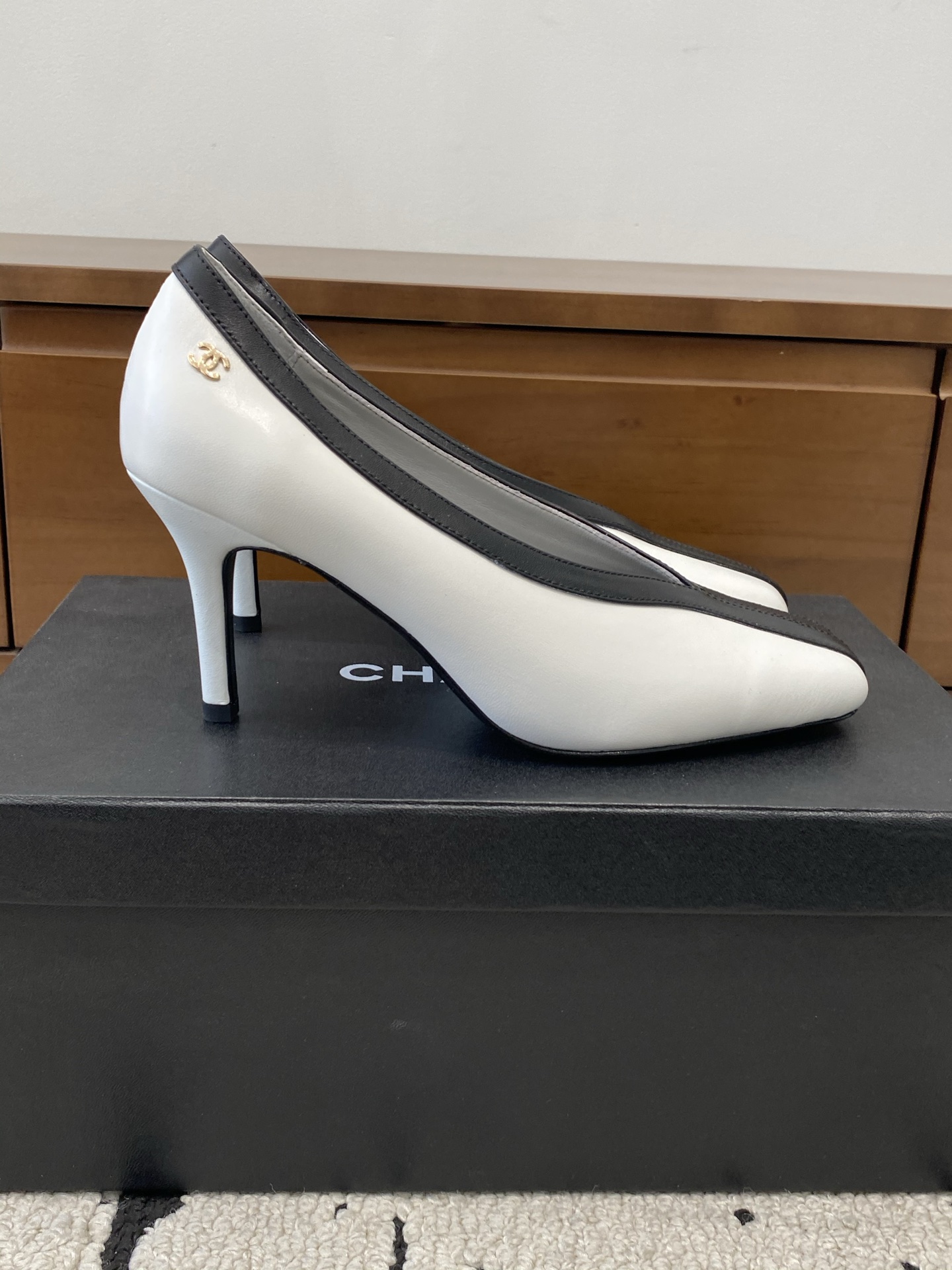 [TOP] CHANEL High Heel - White - 711 Luxury