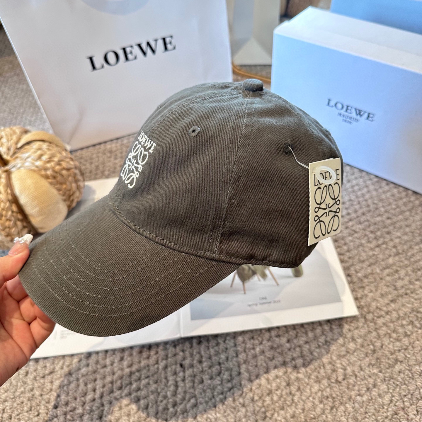[TOP] LOEWE Baseball Cap - Grey - 711 Luxury