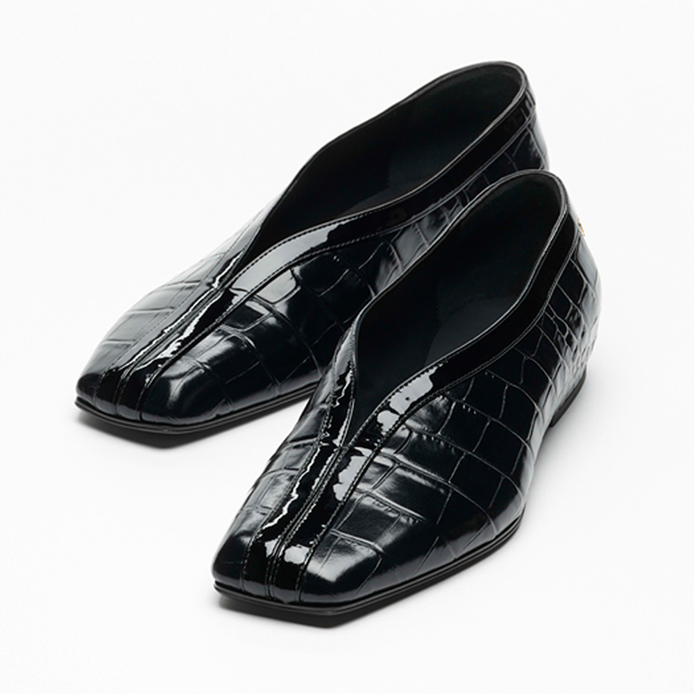 Chanel Ballet Flats Crocodile Embossed Calfskin Patent Calfskin Black #379481