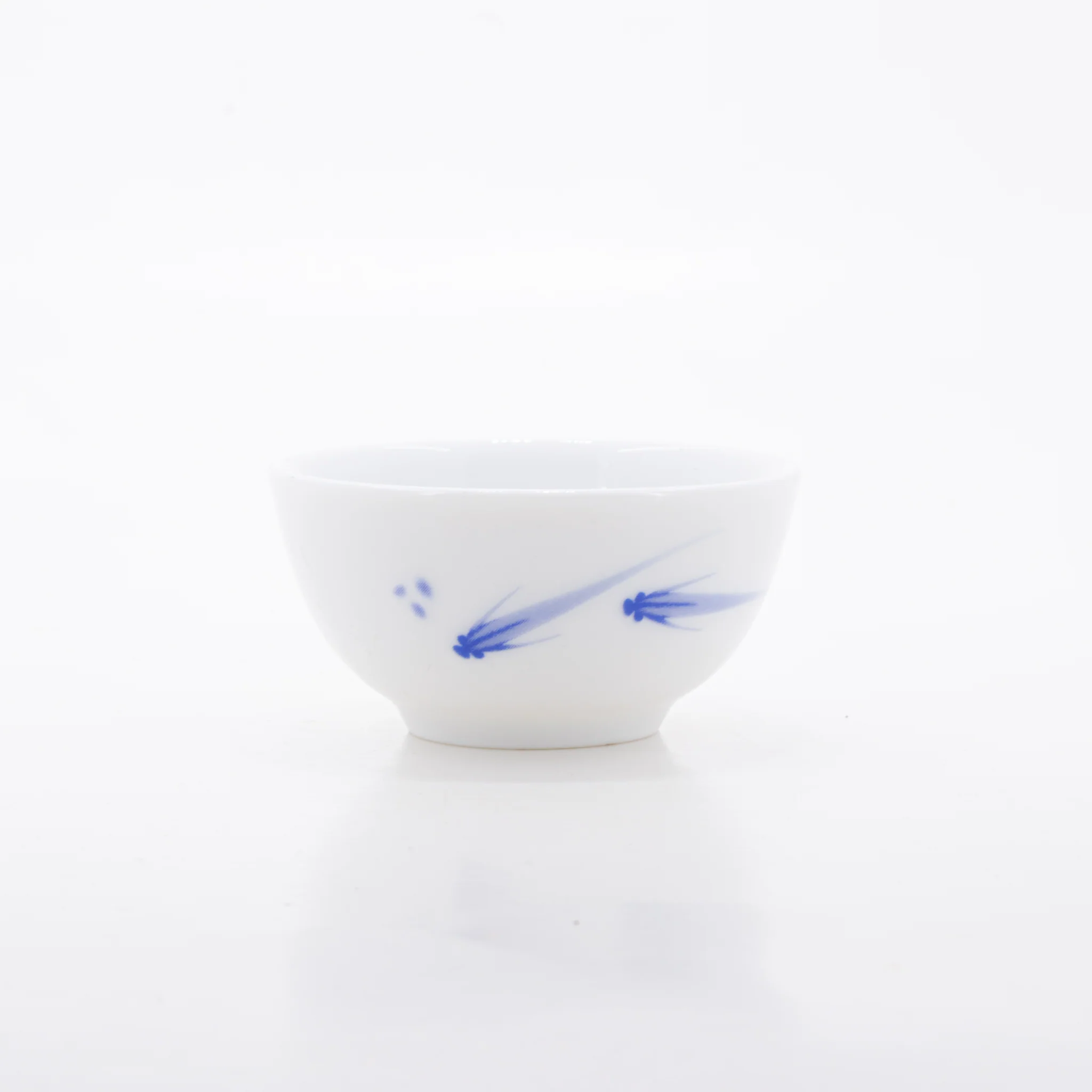 Porcelain Blue And White Fish Tea Cup