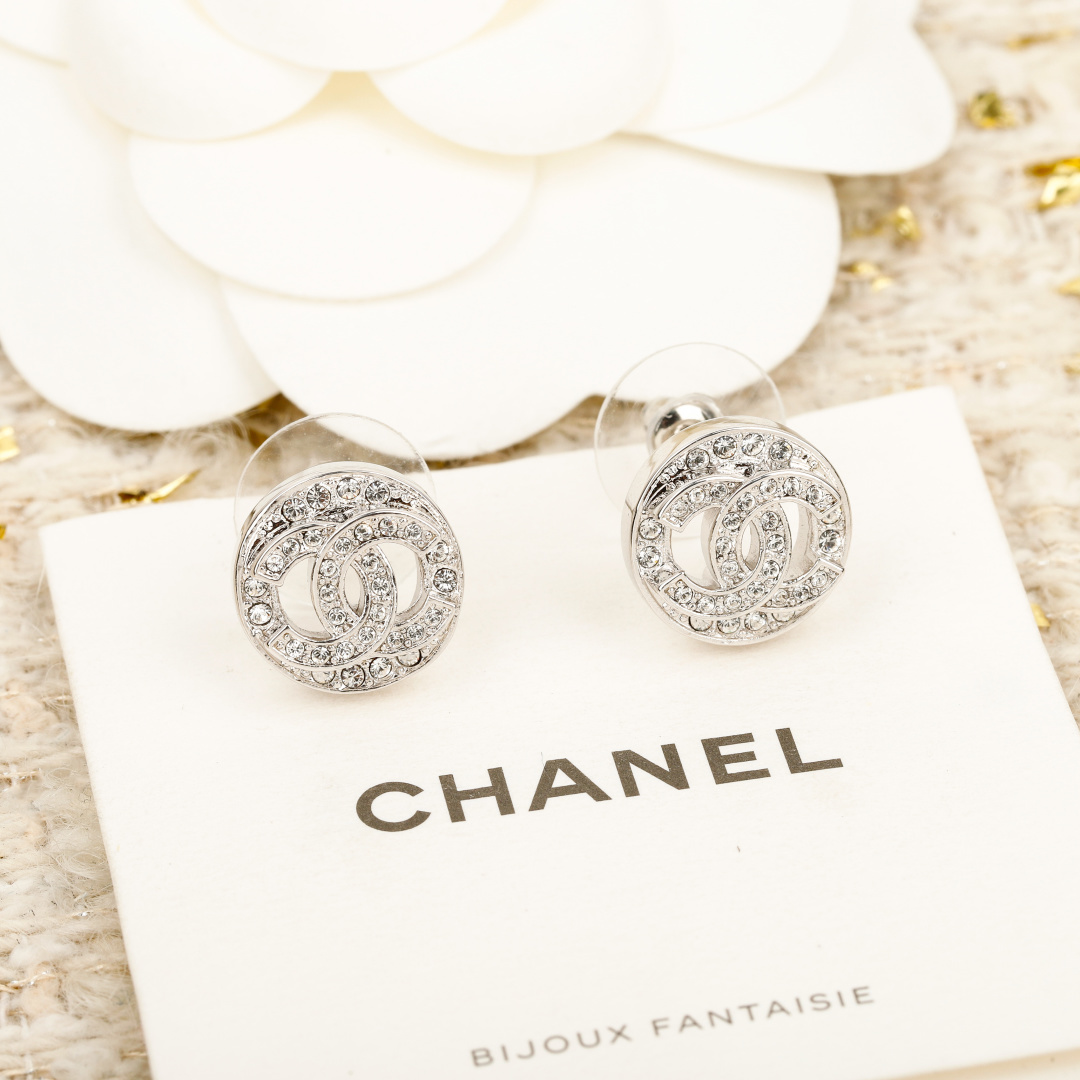 [TOP] CHANEL CC Earrings - Sliver