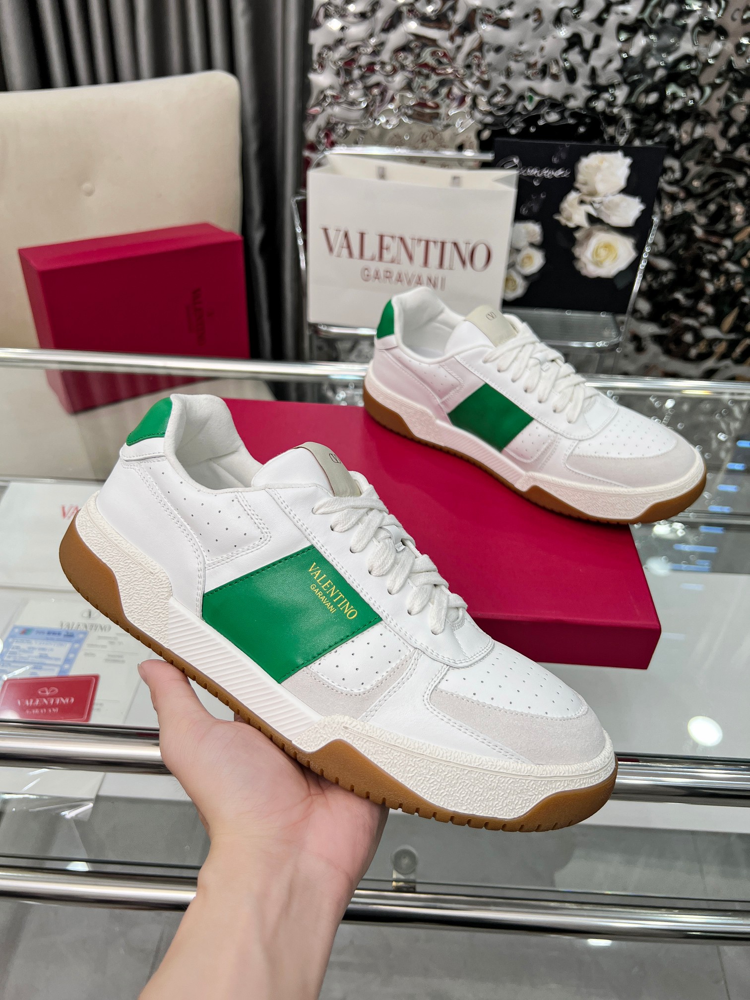 [TOP] VALENTINO Casual Shoes - White and Green - 711 Luxury