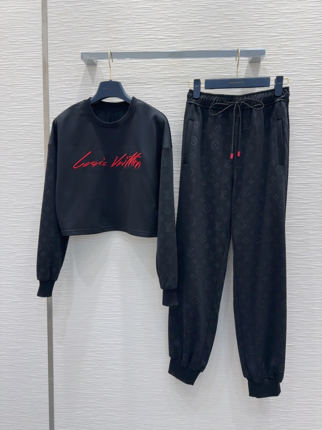 [TOP] Louis Vuitton LV Suit - Black